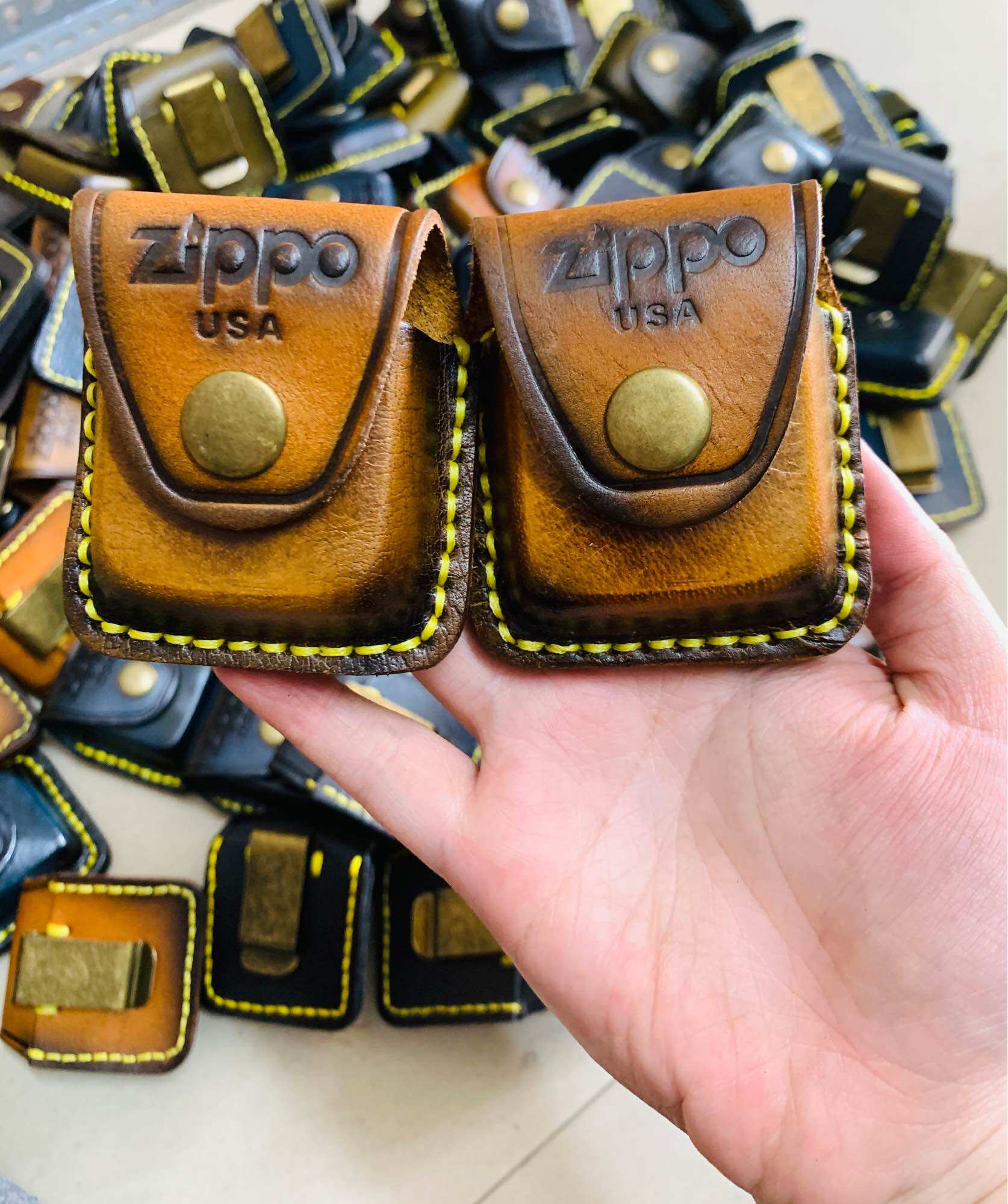 Bao da Zippo làm thủ công bằng 100% da bò thật