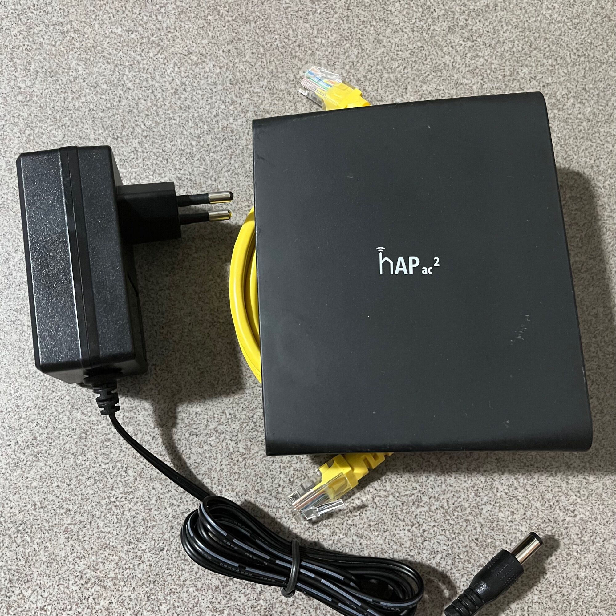 Router cân bằng tải Mikrotik hApac2 nguyên zin không đế