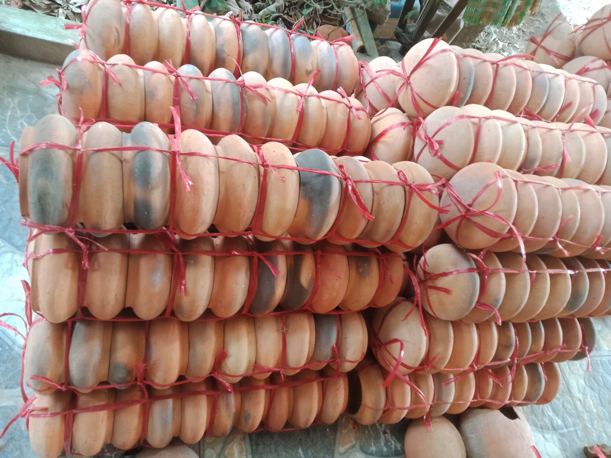 Nồi đất nung ,dùng kho cá kho tộ và các món kho