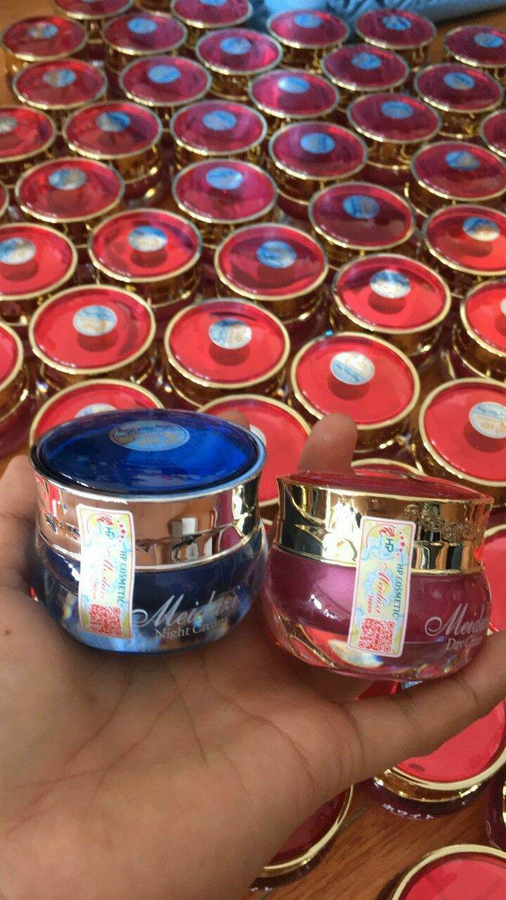 1 cặp kem face Meiduzi