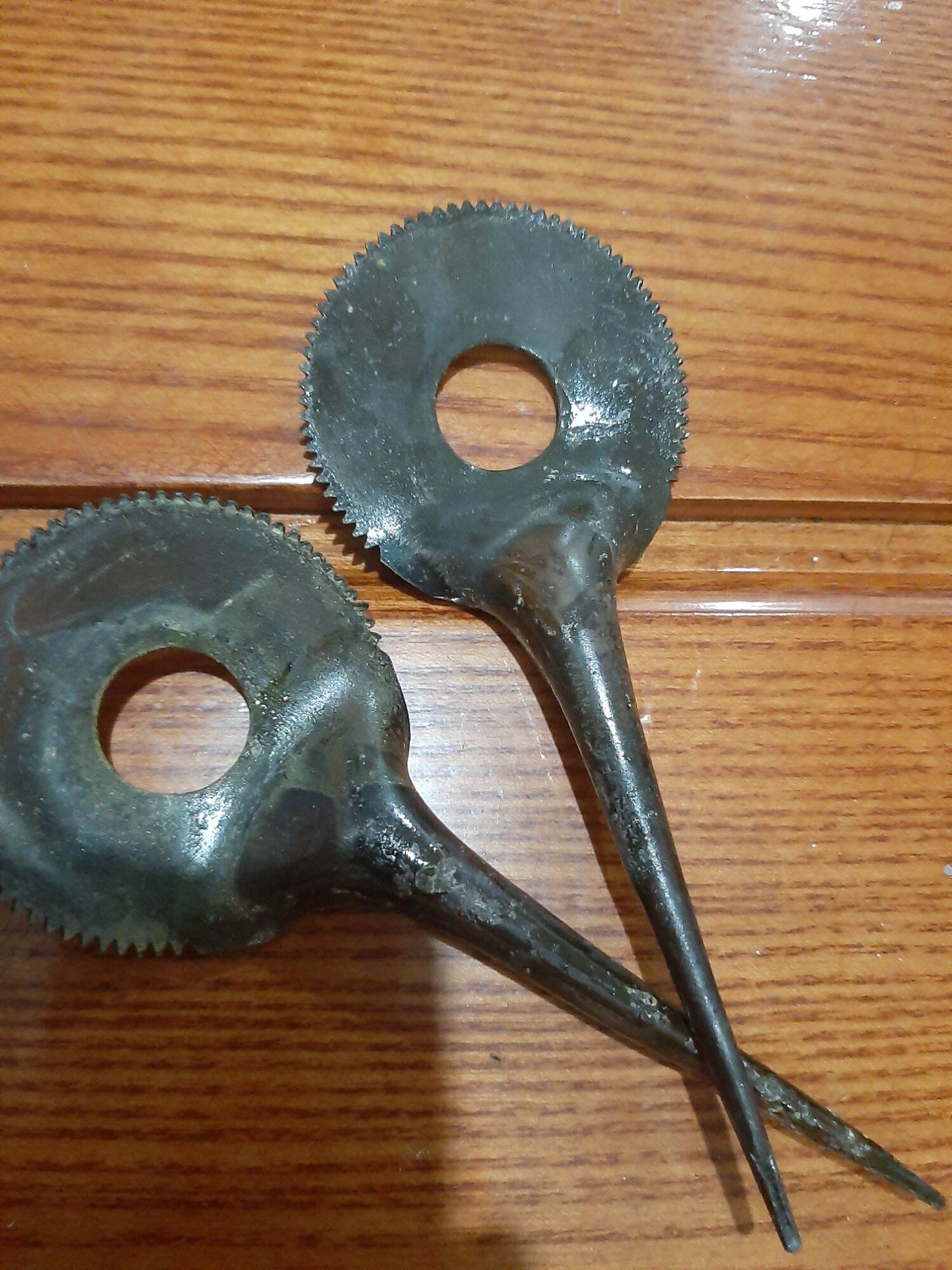 lưỡi bàn nạo dừa