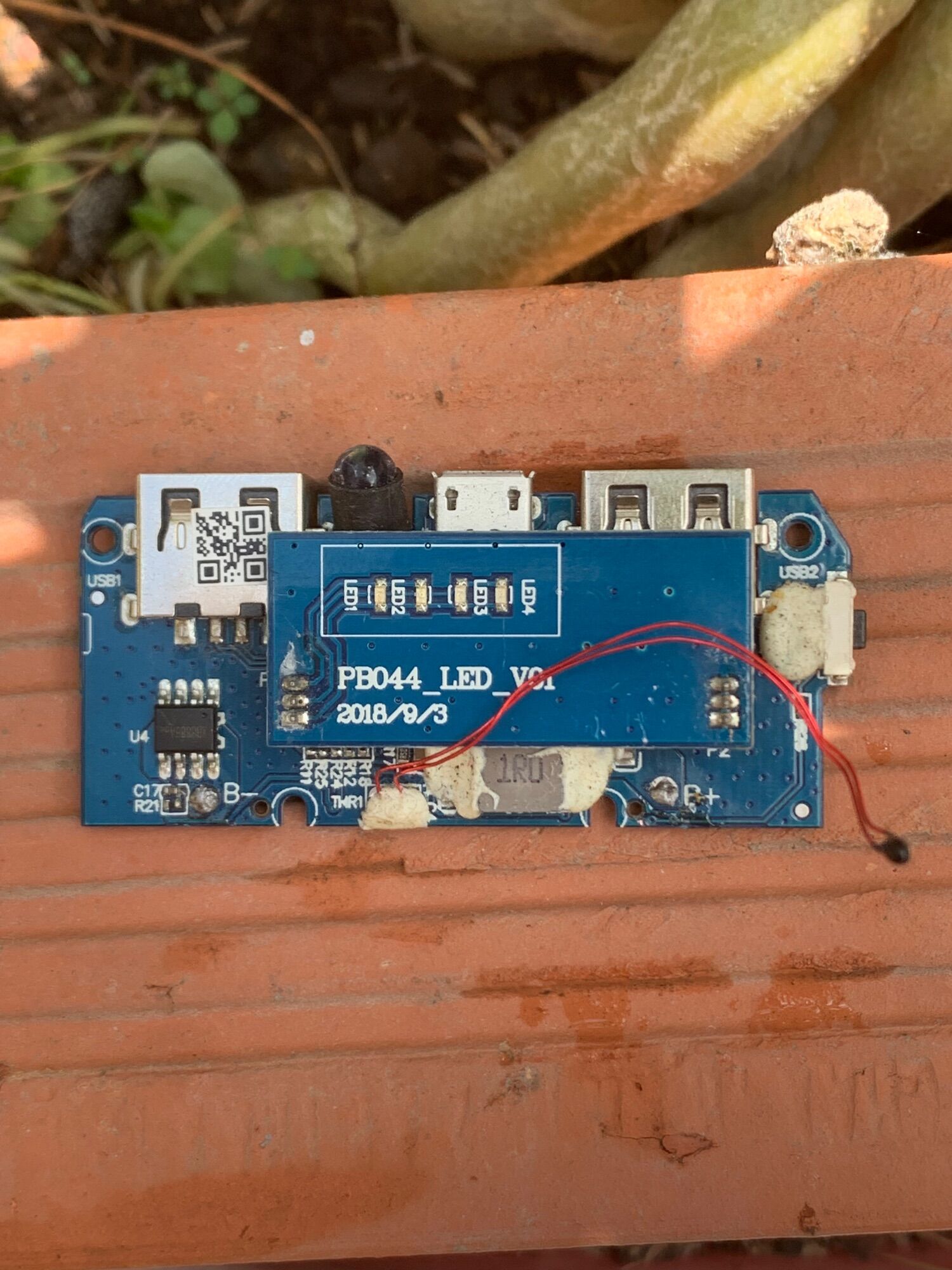 Mạch sạc dự phòng 12w loại tốt