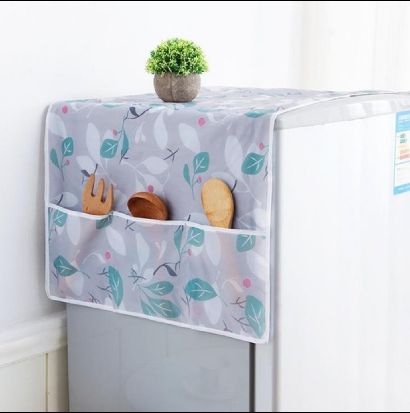 TẤM PHỦ TỦ LẠNH CÓ Ô ĐỂ ĐỒ