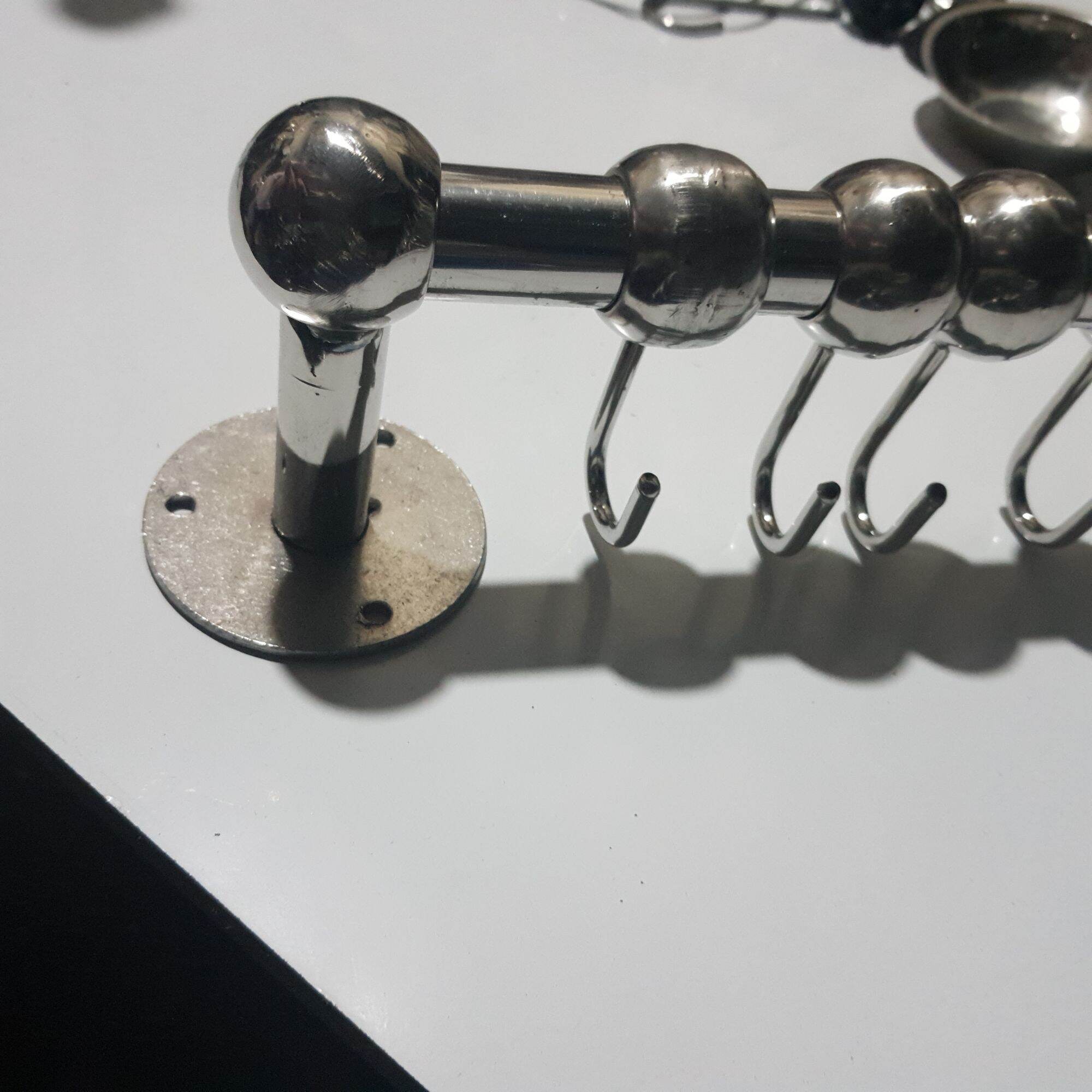 [HCM]Cây treo đồ  inox dùng máng nồi , chảo , dao thớt , vật dụng nhà bếp ... inox 201 hàng dày , chăć chắn và tiện dụng .