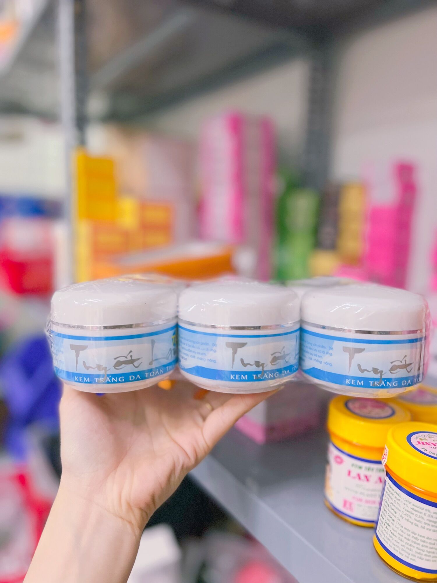 Kem trắng da tuyết lan cặp dưỡng body