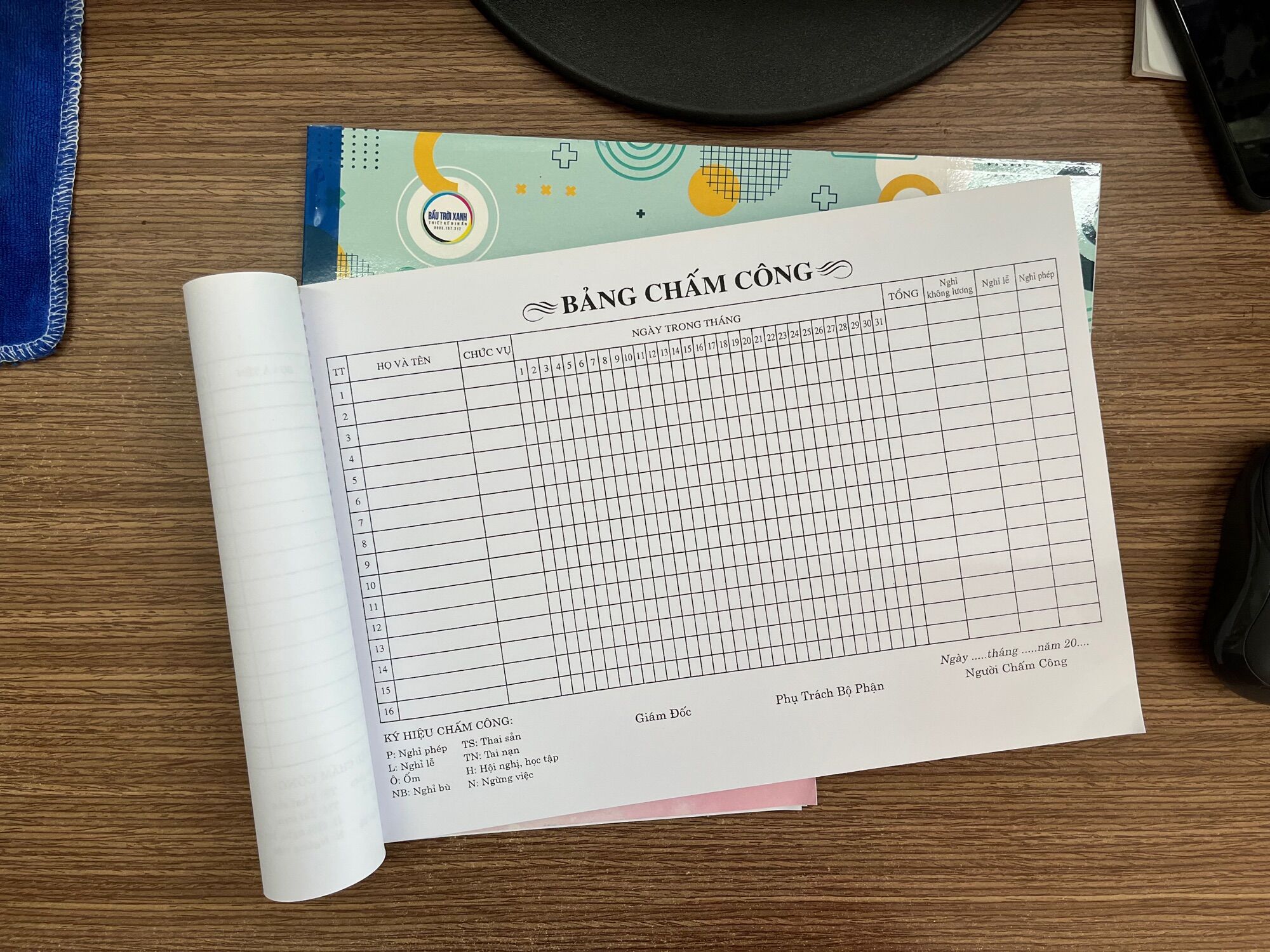 Sổ chấm công khổ A4 , giấy dày, 50 tờ/quyển