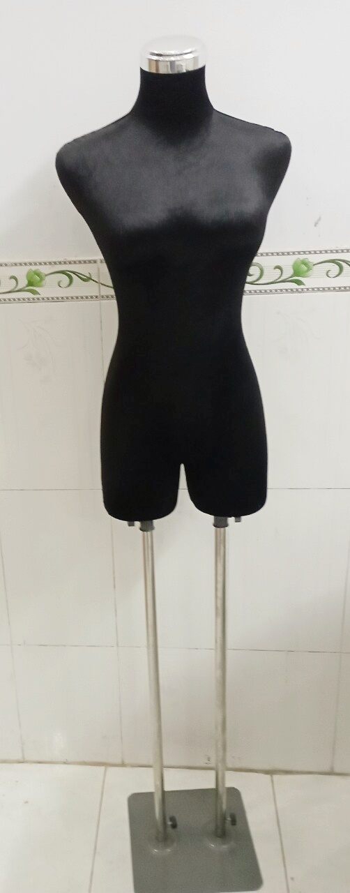 Manocanh nhung nữ đầu mạ bạc đế sắt