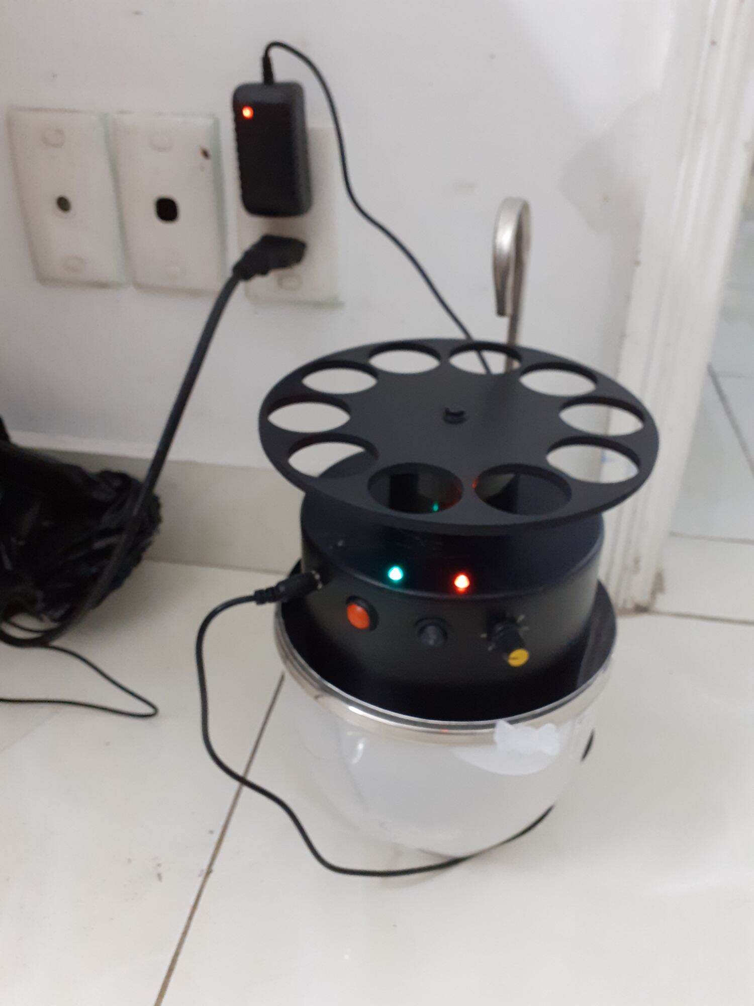 Máy rót r.ư.ơ.ự nhiều ly-Khay ướp lạnh