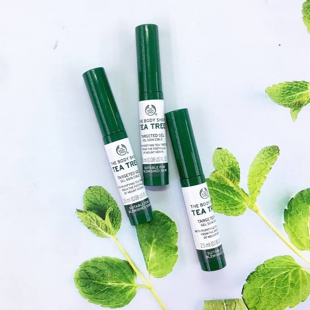 Thanh gel chấm mụn The Body Shop Tea Tree 2.5ml