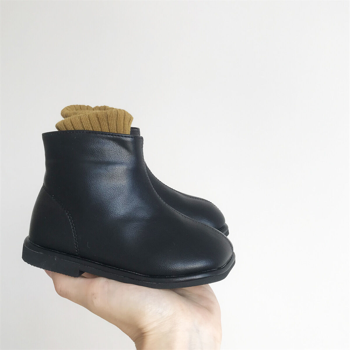 Bốt trẻ em bốt ngắn cổ điển đầu vuông thời trang phong cách hàn quốc mẫu mới thu đông 2023 bốt trẻ em em bé bốt martin bé gái