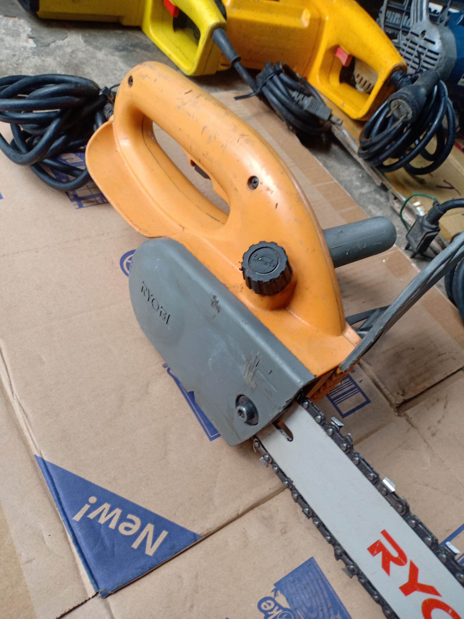 máy cưa xích Ryobi nhật bãi