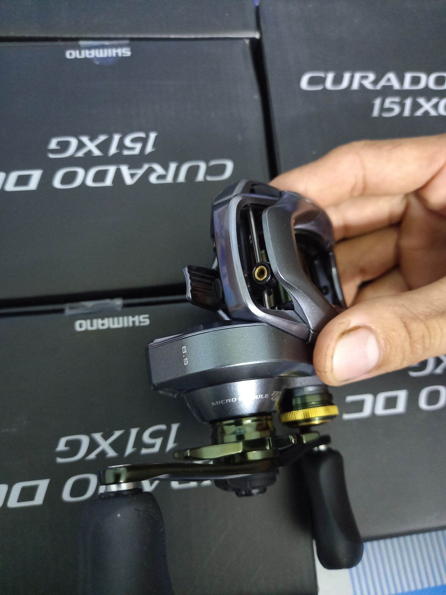 Máy câu Shimano Curado DC 151XG