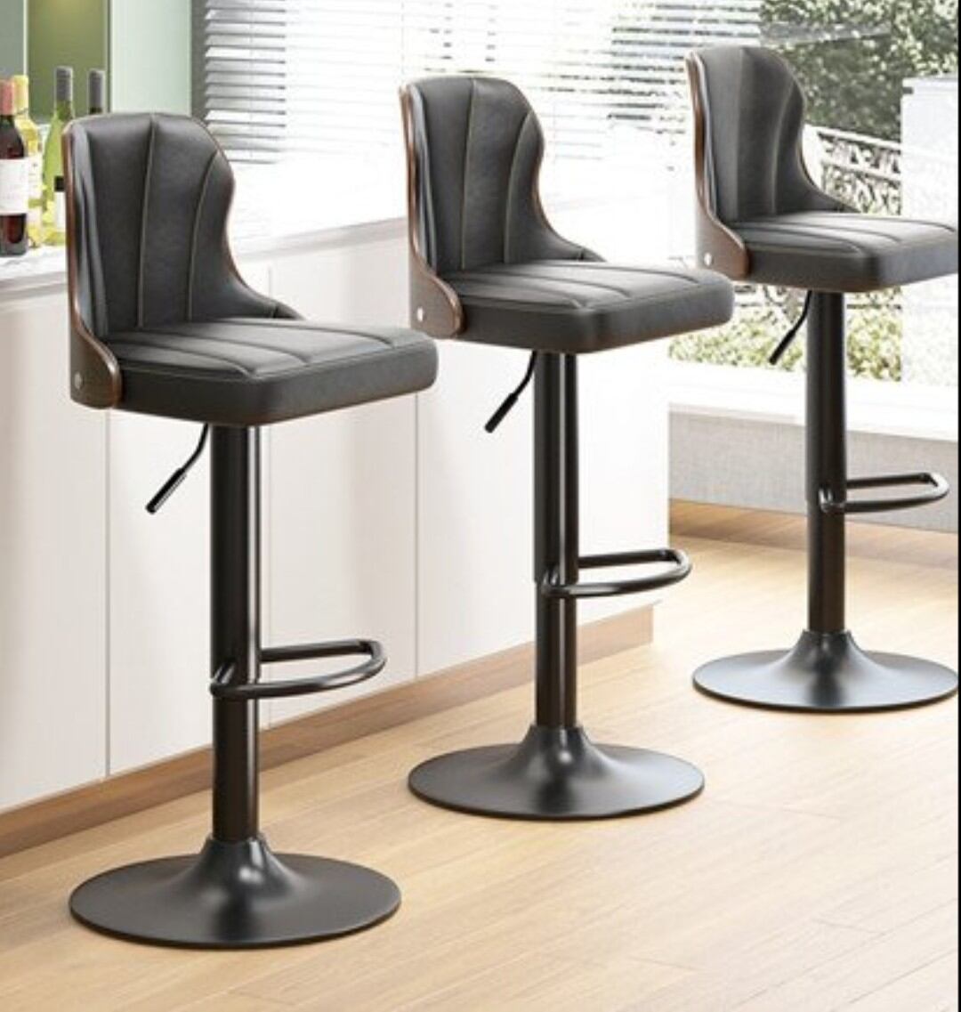 Ghế Quầy Bar QB-346 Lưng Gỗ Uốn Cong, Nệm Da Cao Cấp, Có Nâng Hạ Chiều Cao