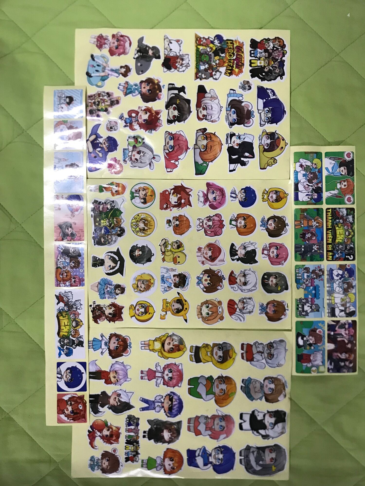 Bộ hình dán sticker Hero Team trên 80 miếng dán