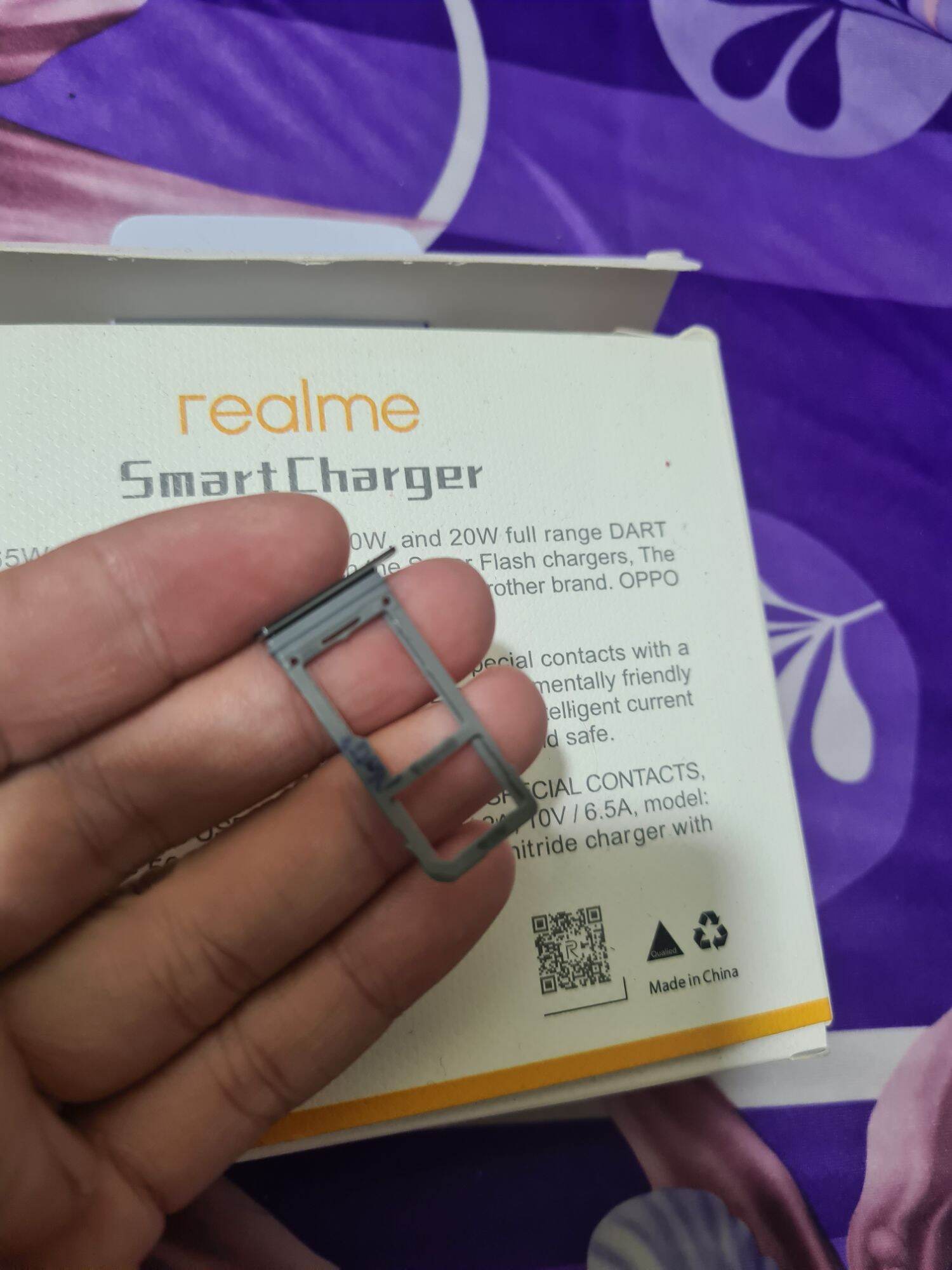 Khay sim samsung note 8 1 sim 1 thẻ nhớ màu đen