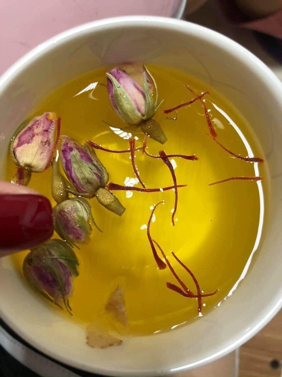 NỤ HỒNG KHÔ IRAN ( túi zip 100gr / 200gr / 500gr )