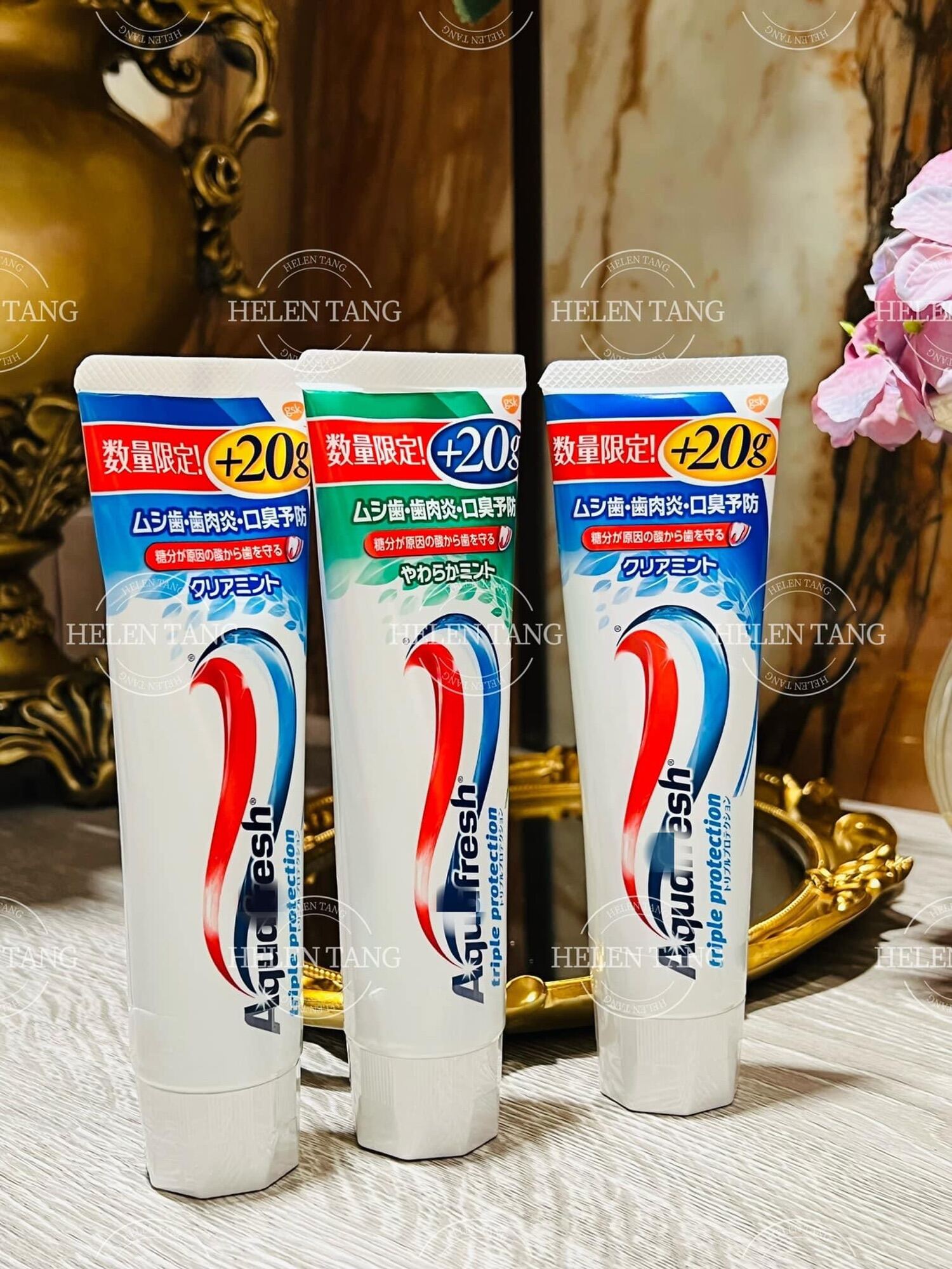 Kem đánh răng Aquafresh Triple Protection 160gx3 Cây