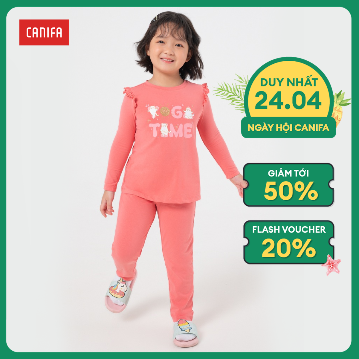 Bộ quần áo mặc nhà bé gái có hình in CANIFA chất liệu cotton spandex, áo cổ tròn dài tay, quần dài cạp chun. 1LS22W011