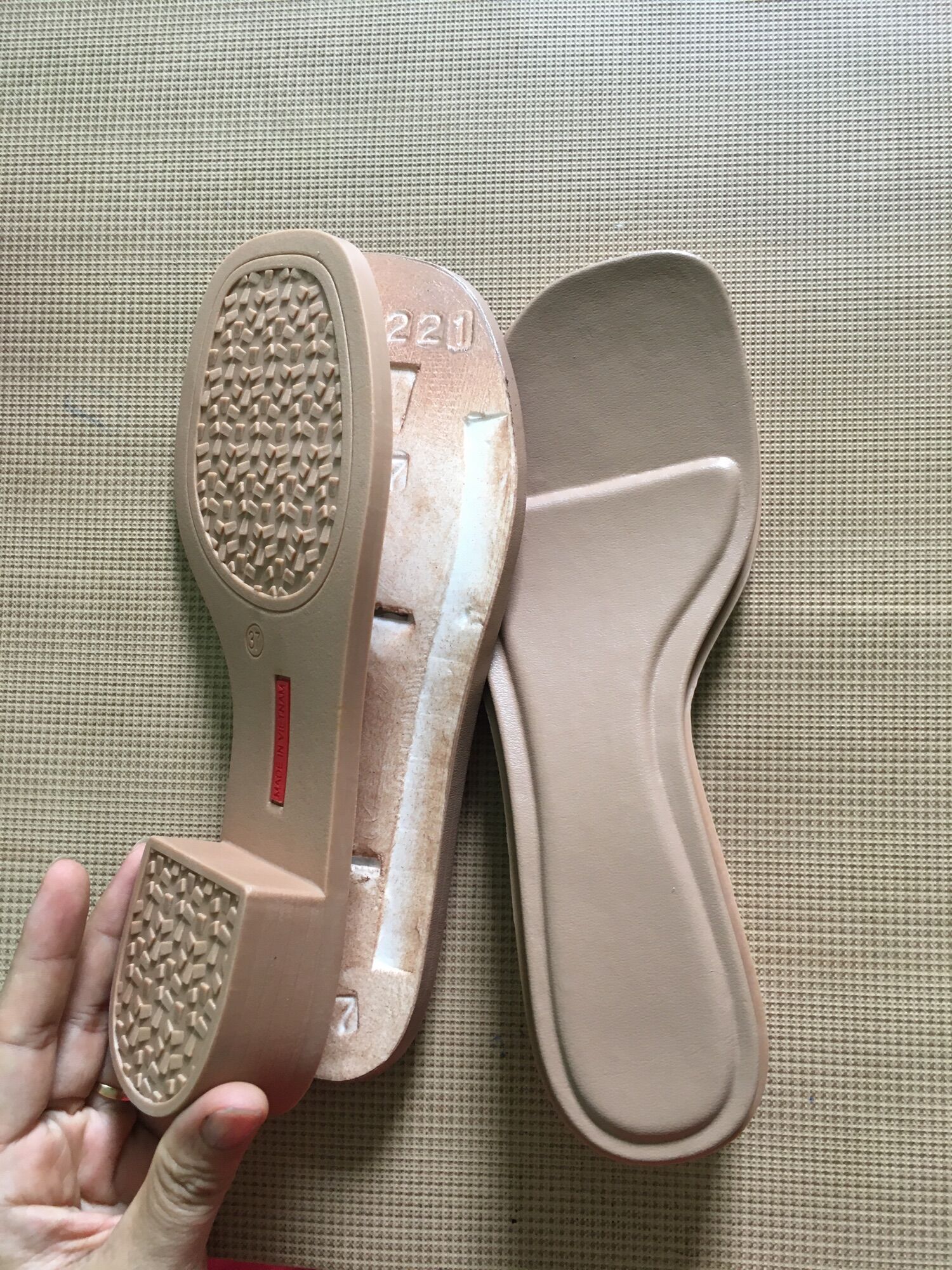 Đế mũi vuông hai lớp 5cm móc giày len