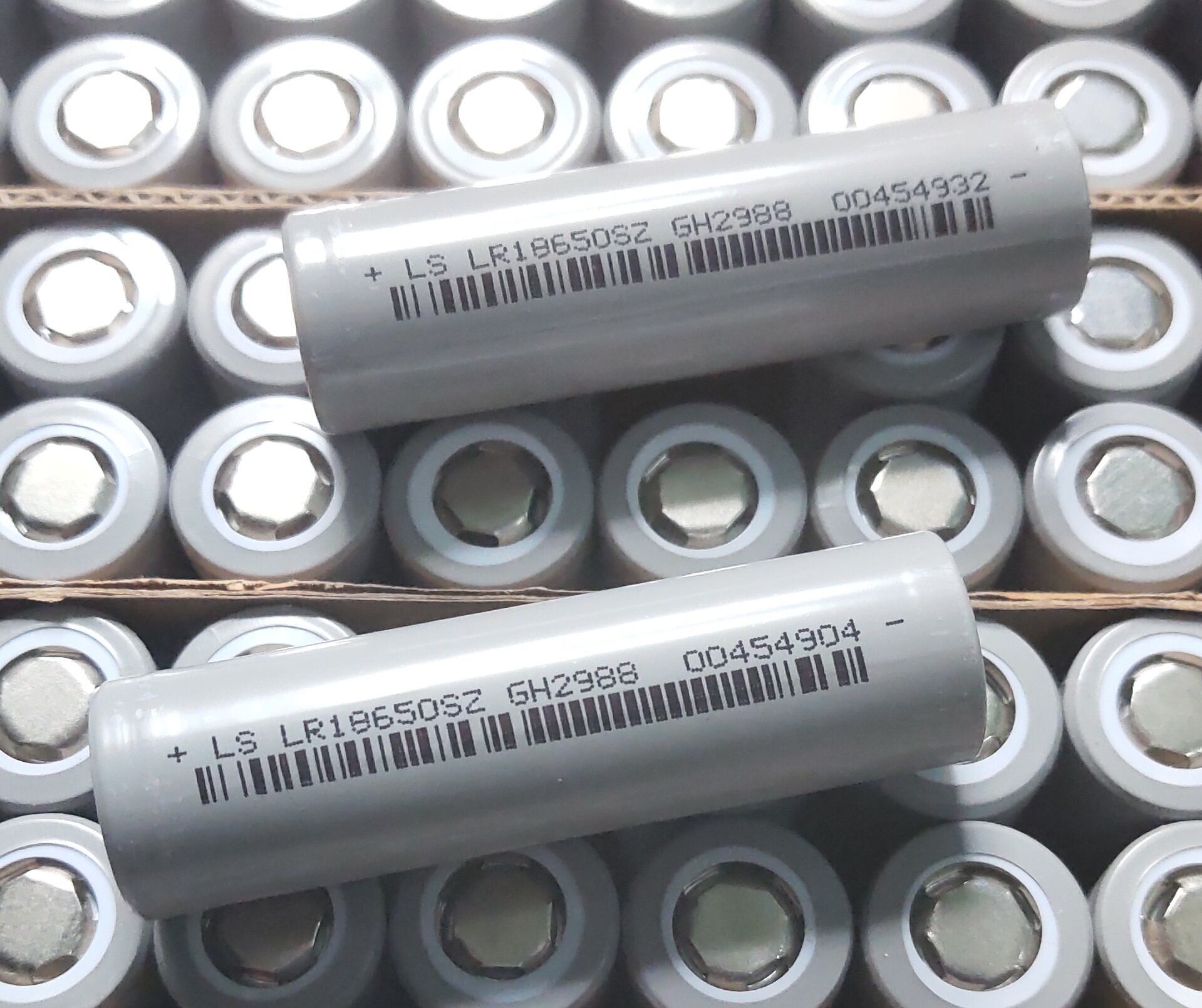 Pin 18650 lishen xám dung lượng 2500mah