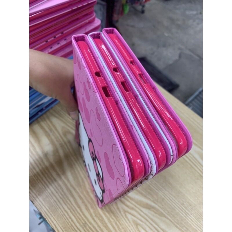 Bao da Samsung Tab E/ T560/T561/ T565 in hình Doẻmon; kitty