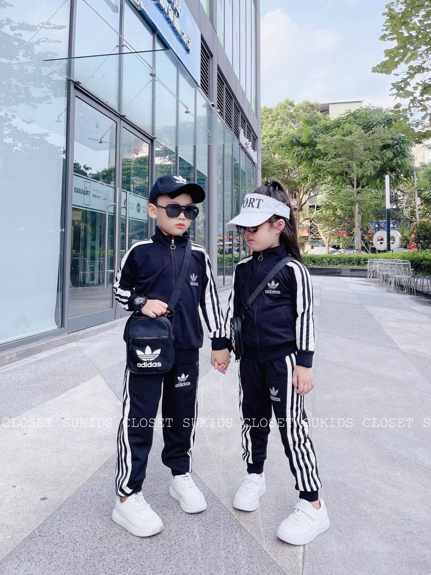 Bộ adidas cho bé