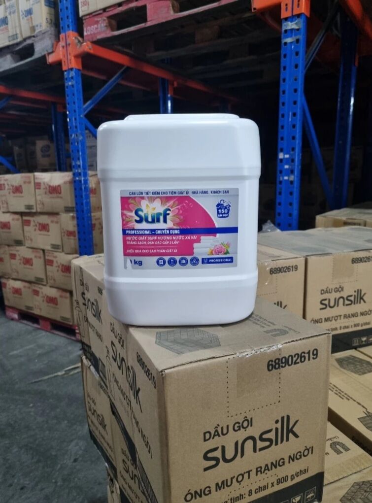 Nước giặt SURF 9kg can