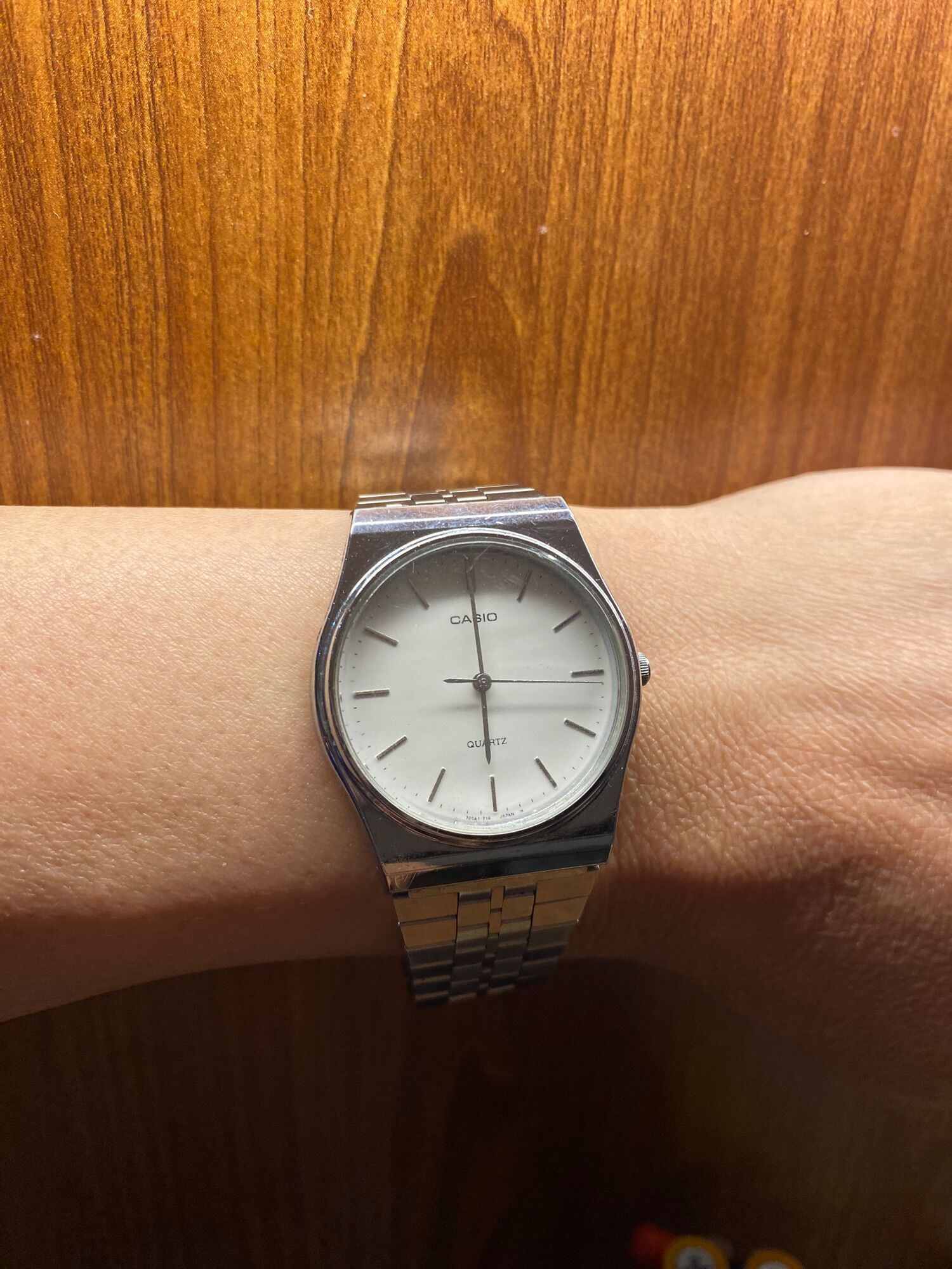 Đồng hồ nam CASIO QUARTZ