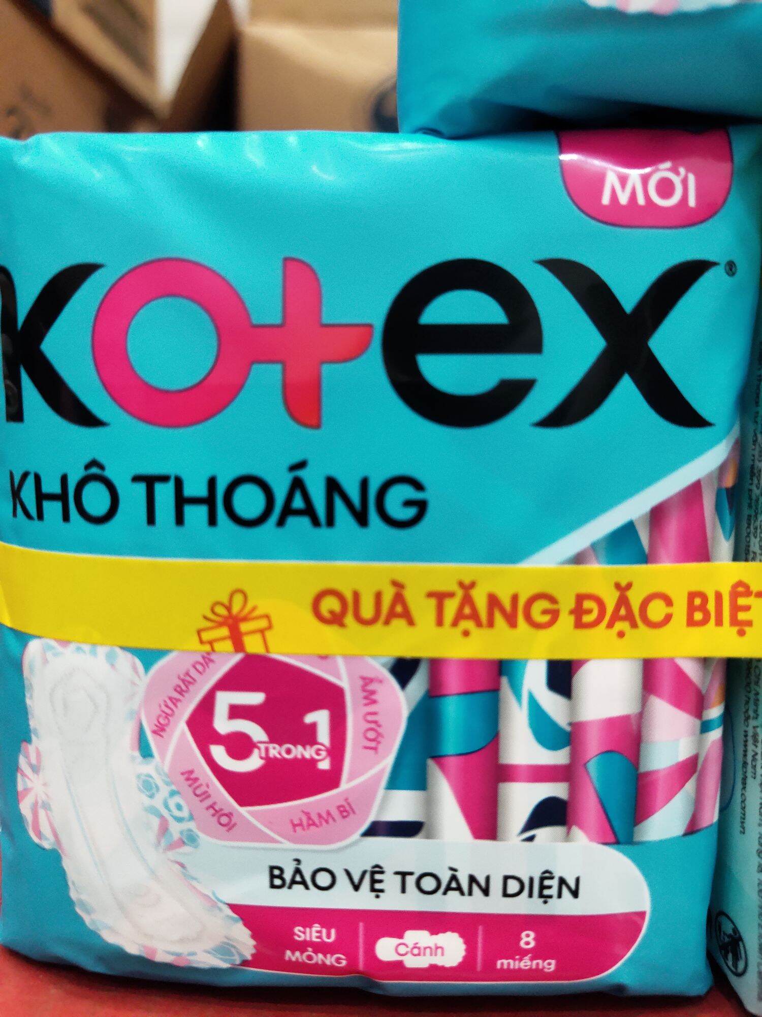 Băng vệ sinh Kotex mỏng cánh 8 miếng ( combo 3 gói)