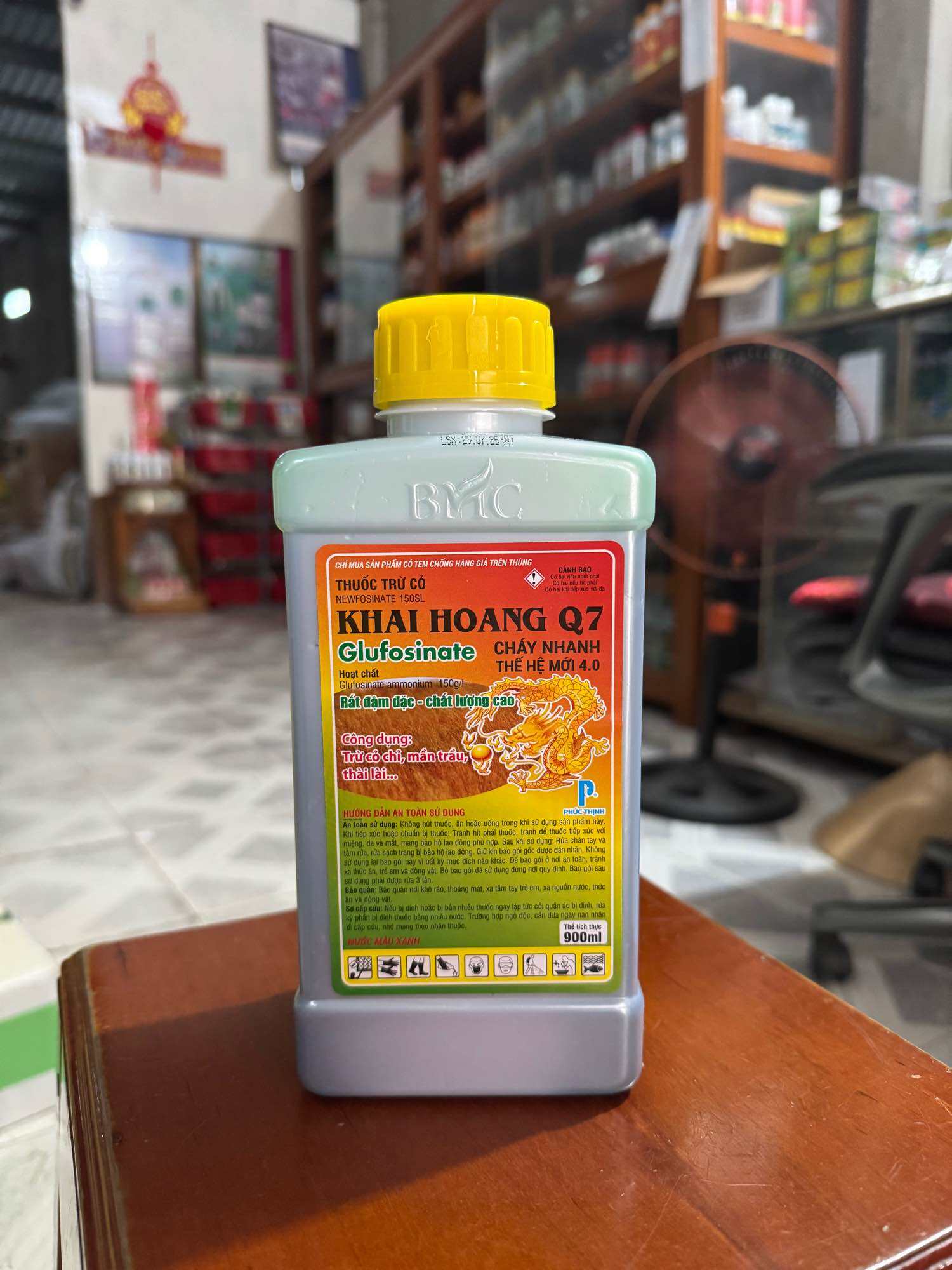 BMC - Thuốc trừ cỏ KHAI HOANG Q7 (900ml)