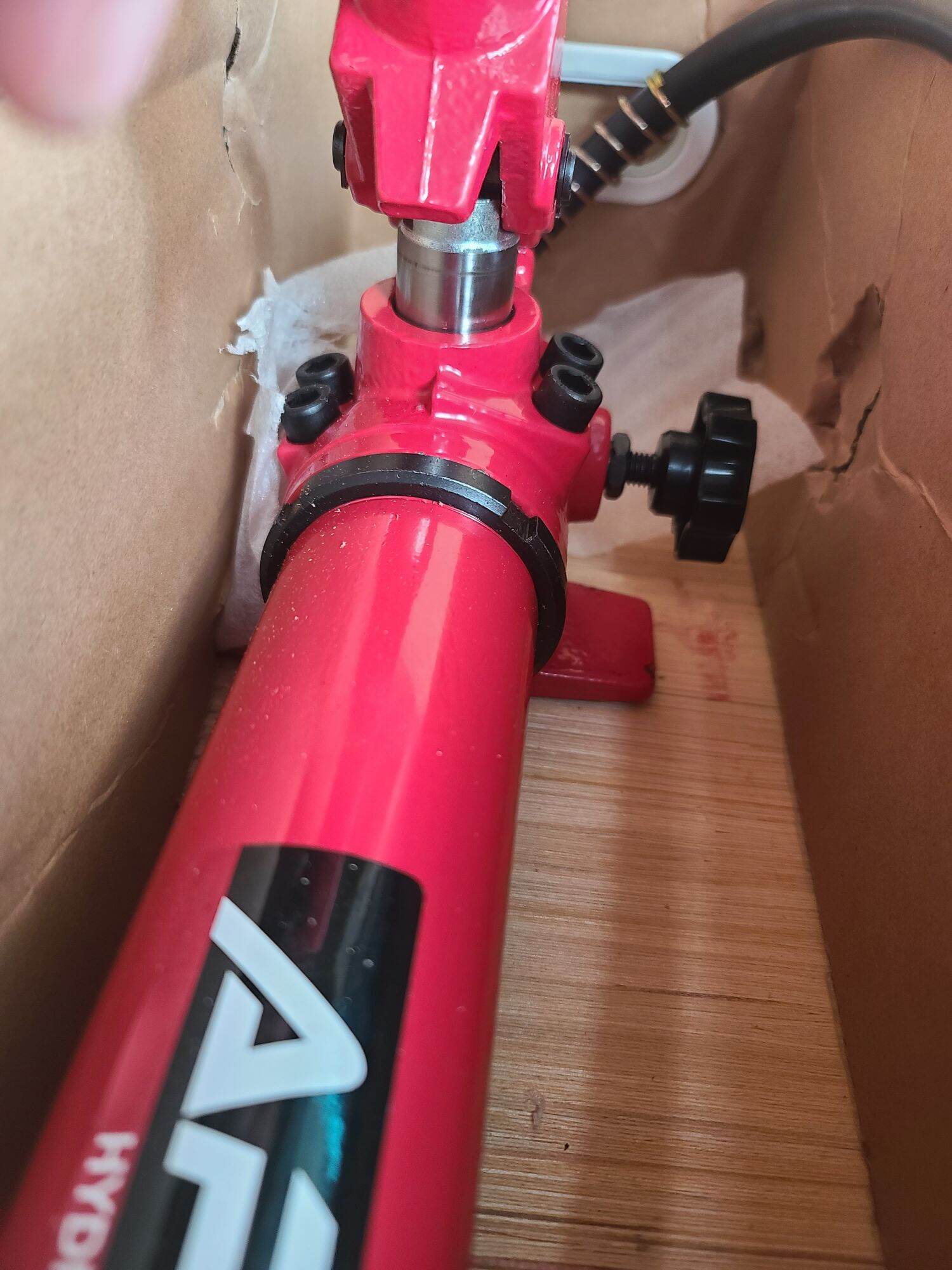 Bơm tay thủy lực CP700