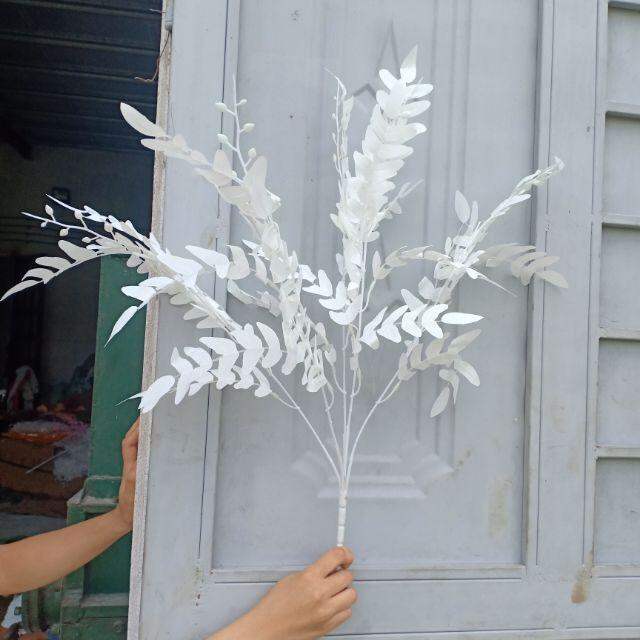 Hoa giả_ Cụm lá bạch đàn ( cắm bình , trang trí sự kiện/ cổng cưới)