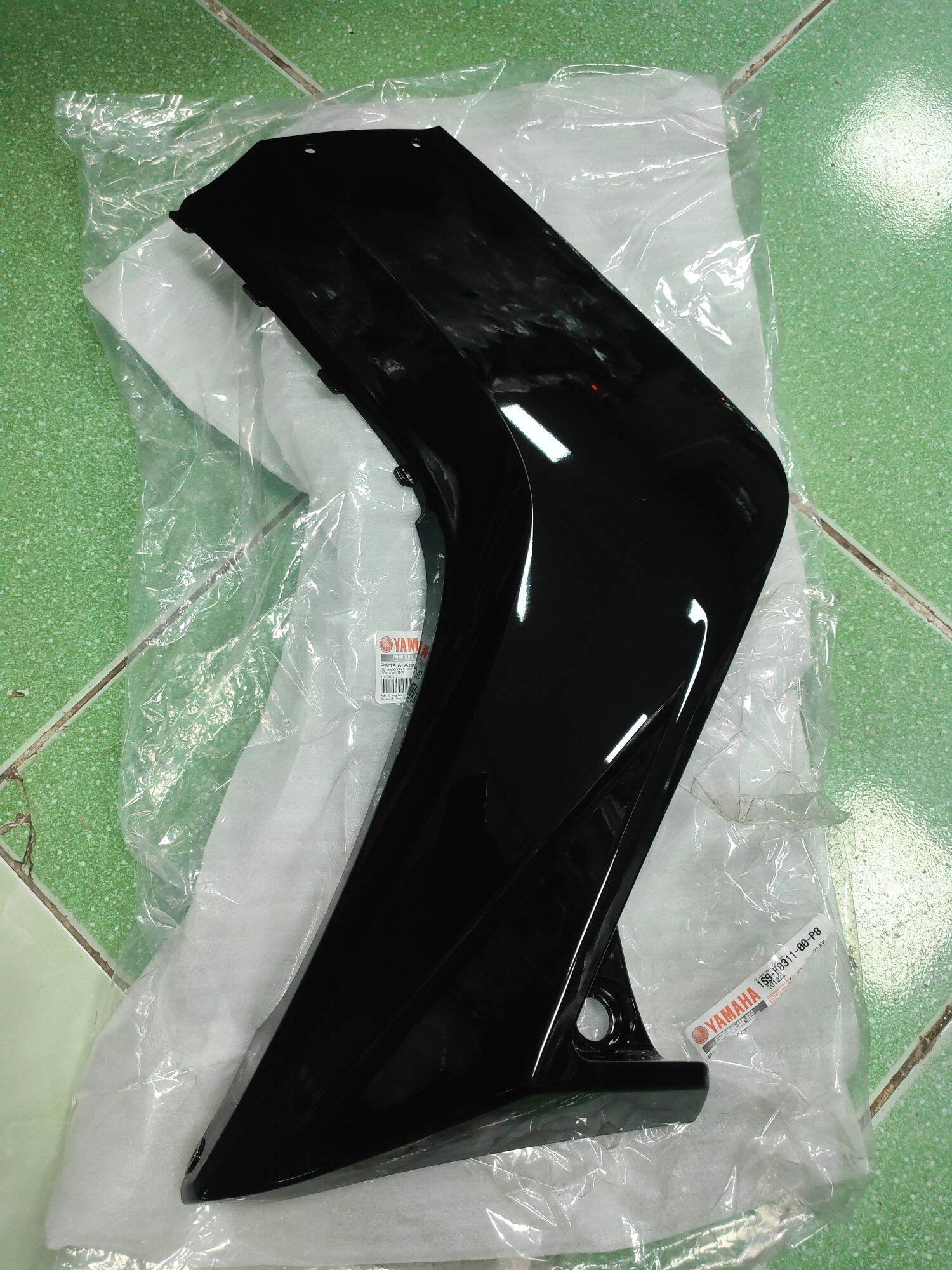 Bửng trái yamaha exciter 135 mới màu đen bóng dành cho Ex 206-2010