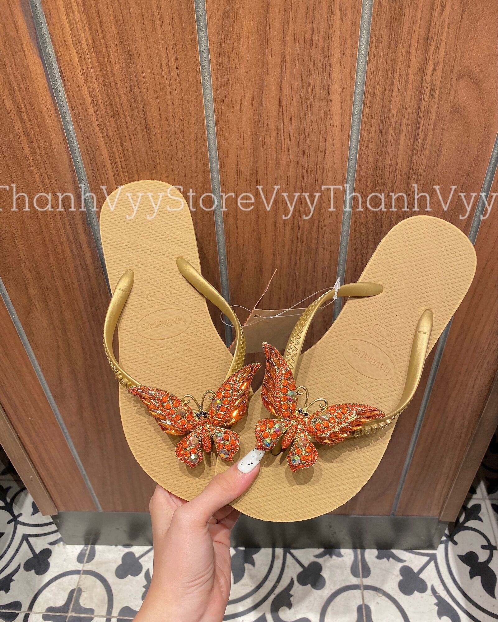 [HCM]Dép Havaianas kèm charm