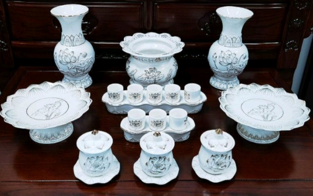 Bộ thờ cúng bạch ngọc sen