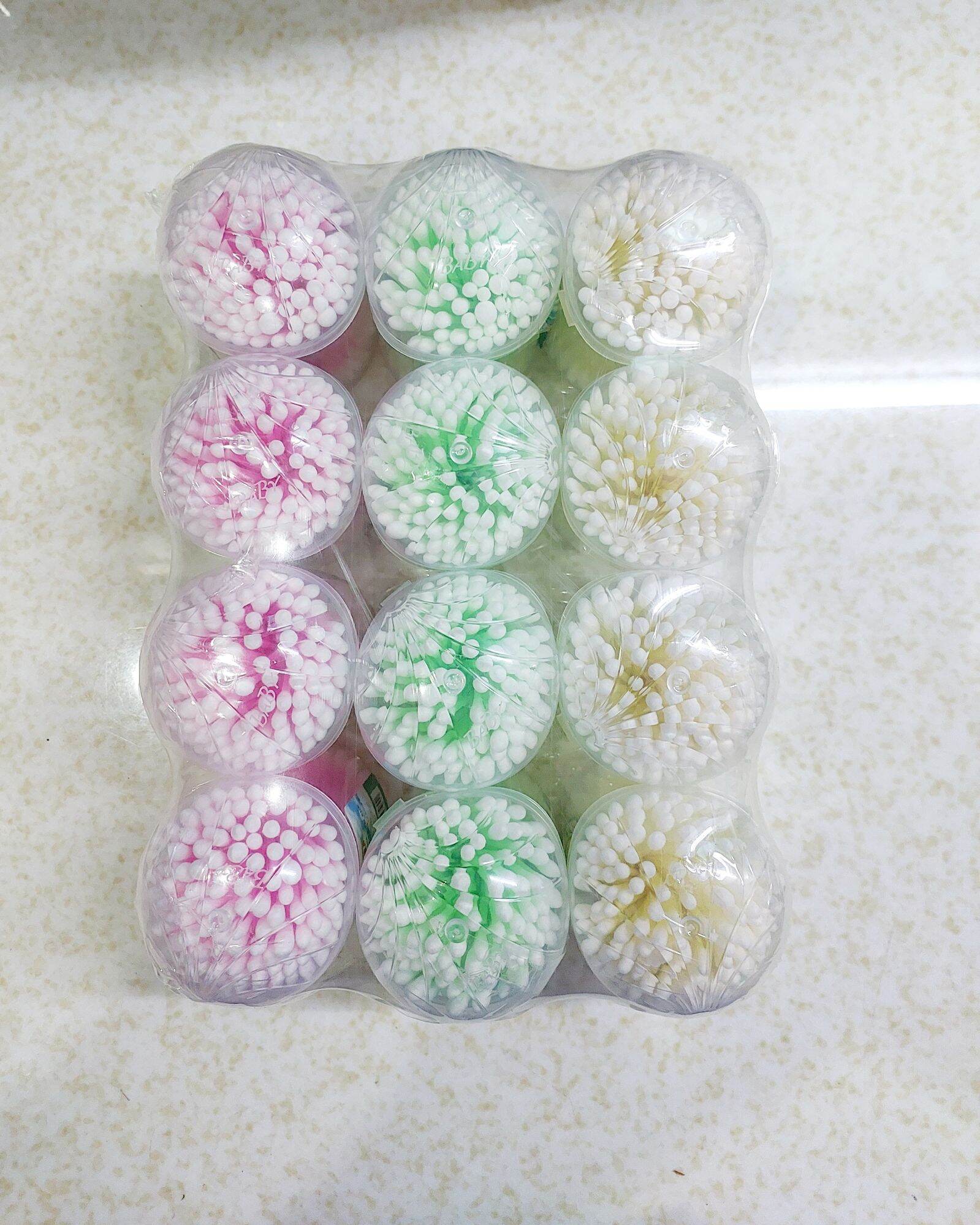 Lốc 12 hủ tăm bông ráy tai