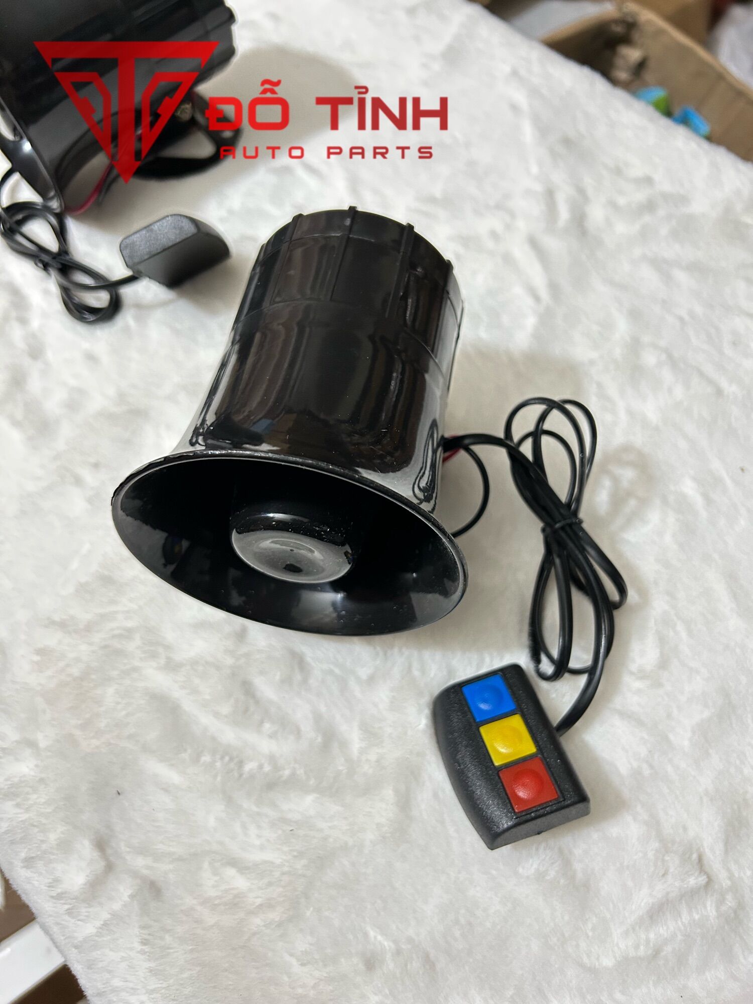 Còi hú 3 chế độ nút bấm. Còi cảnh sát 12v/24v