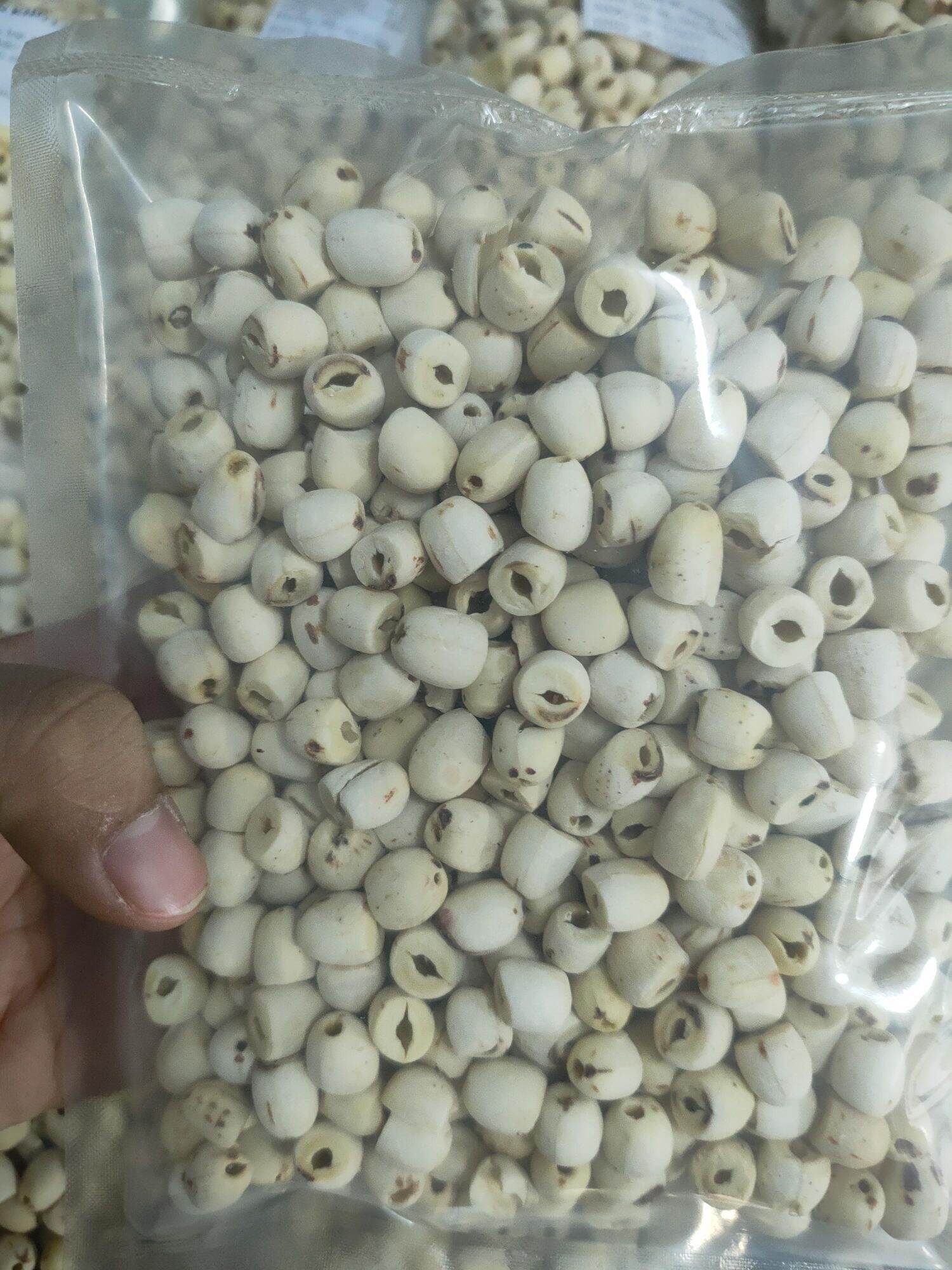 [HCM] 100 Gr Hạt Sen Khô Huế Loại 1