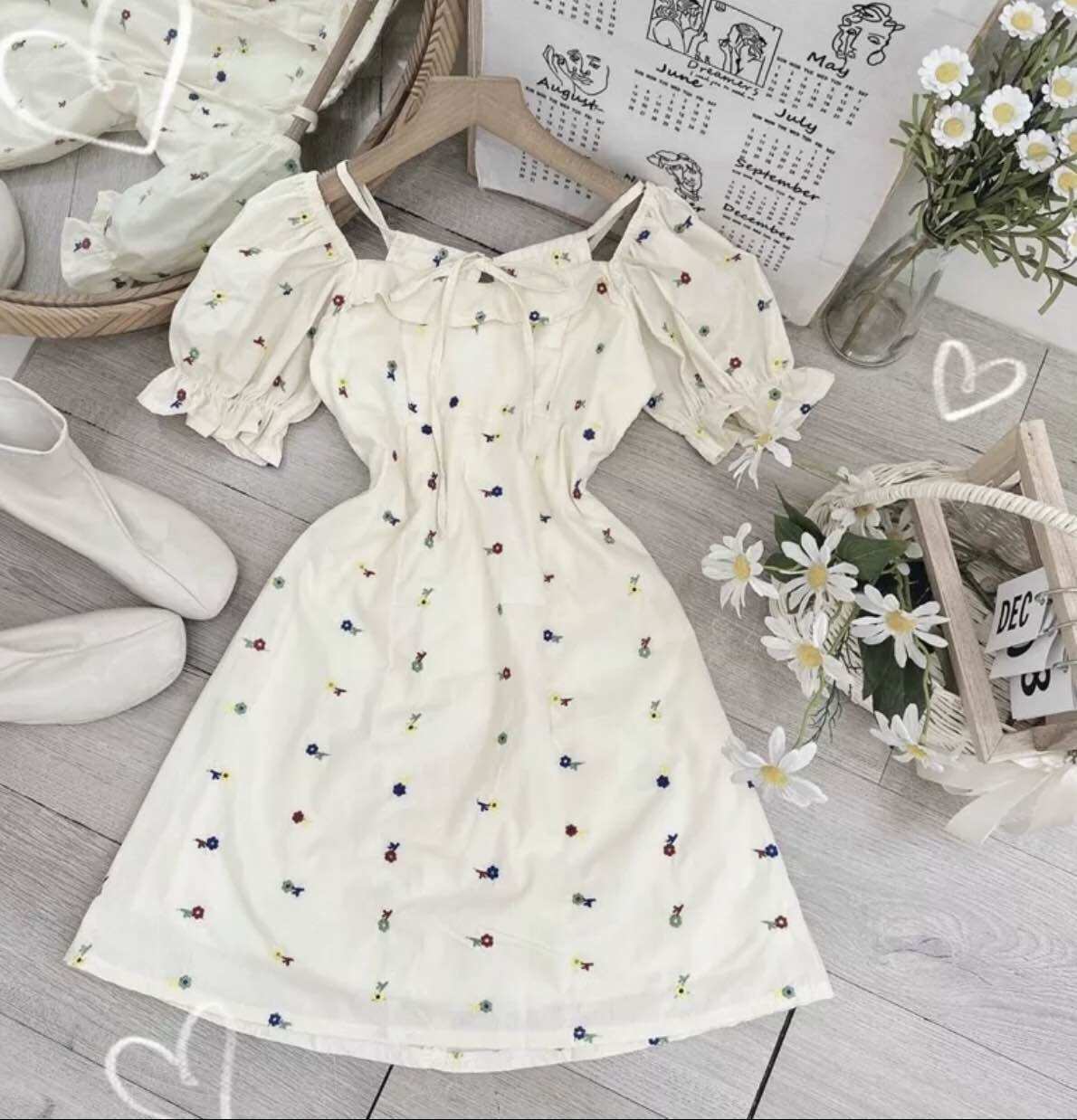 Đầm xô thêu trễ vai nữ phom xuông