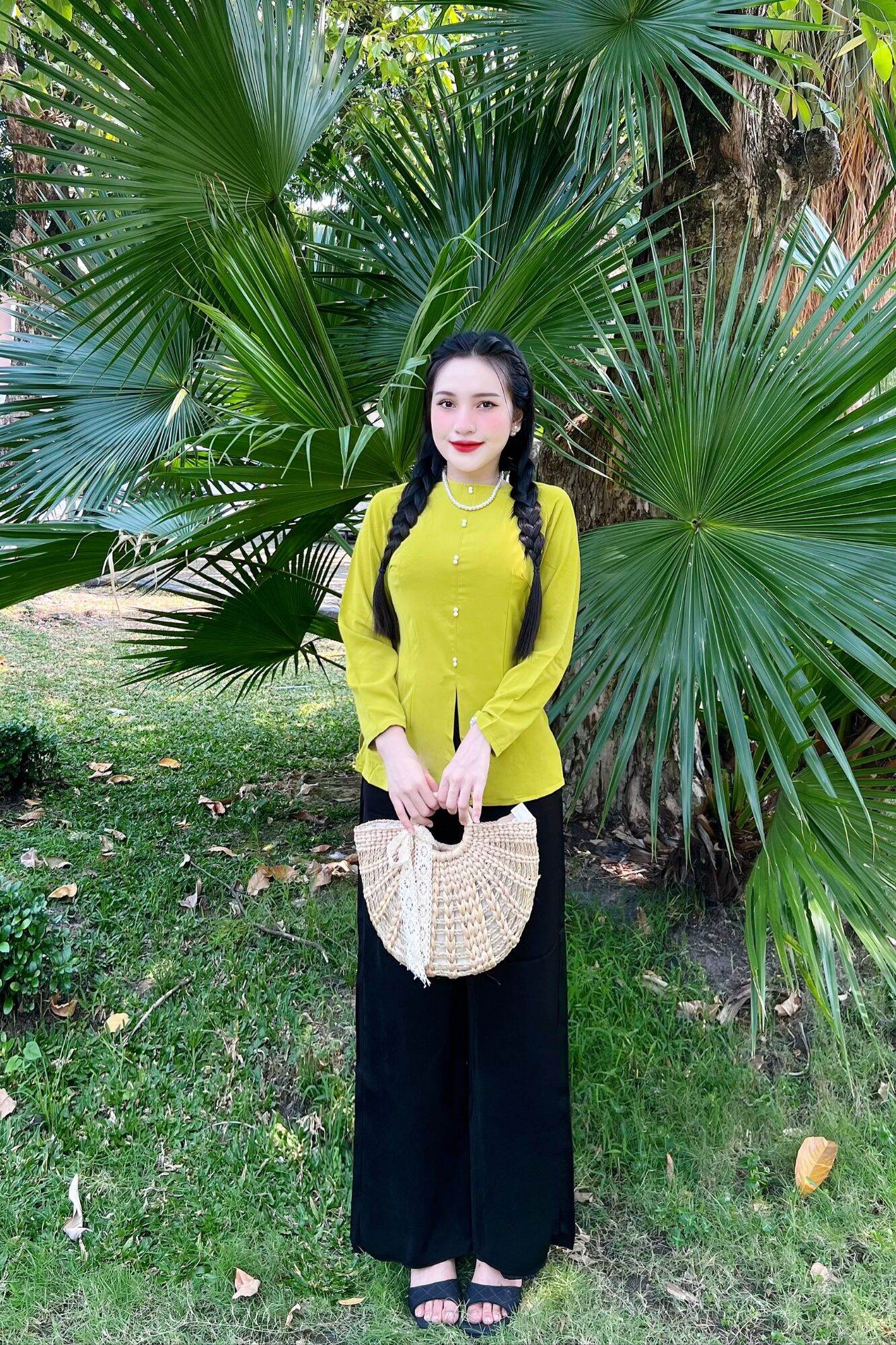 Bộ bà ba cổ tròn nút ngọc đôi tay dài suông