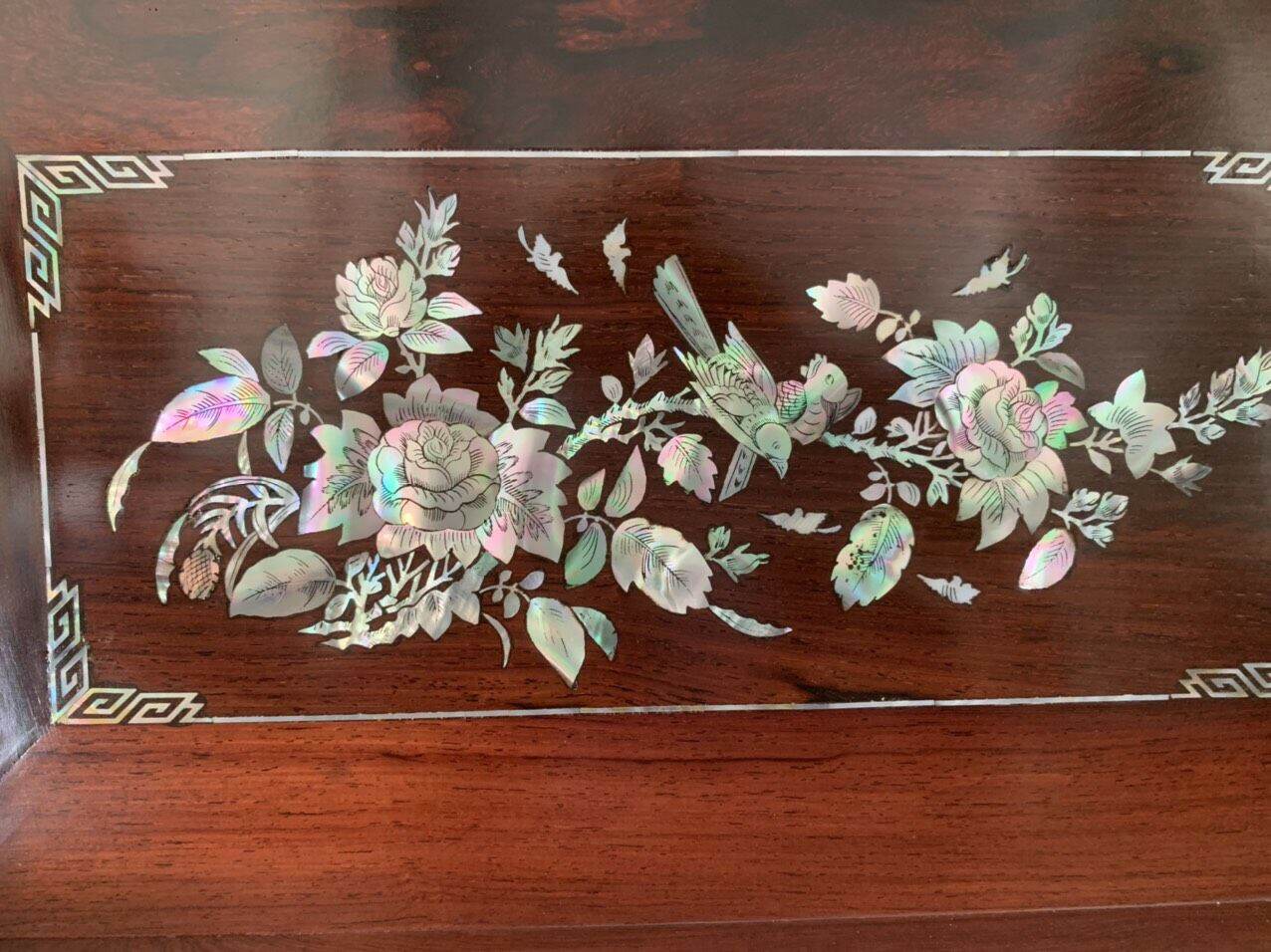 Khay trà gỗ cẩm khảm cảnh 40x24cm