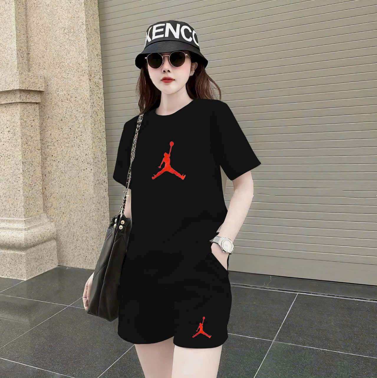 BỘ ĐỒ NỮ NGẮN THUN COTTON THÊU LOGO CAO CẤP