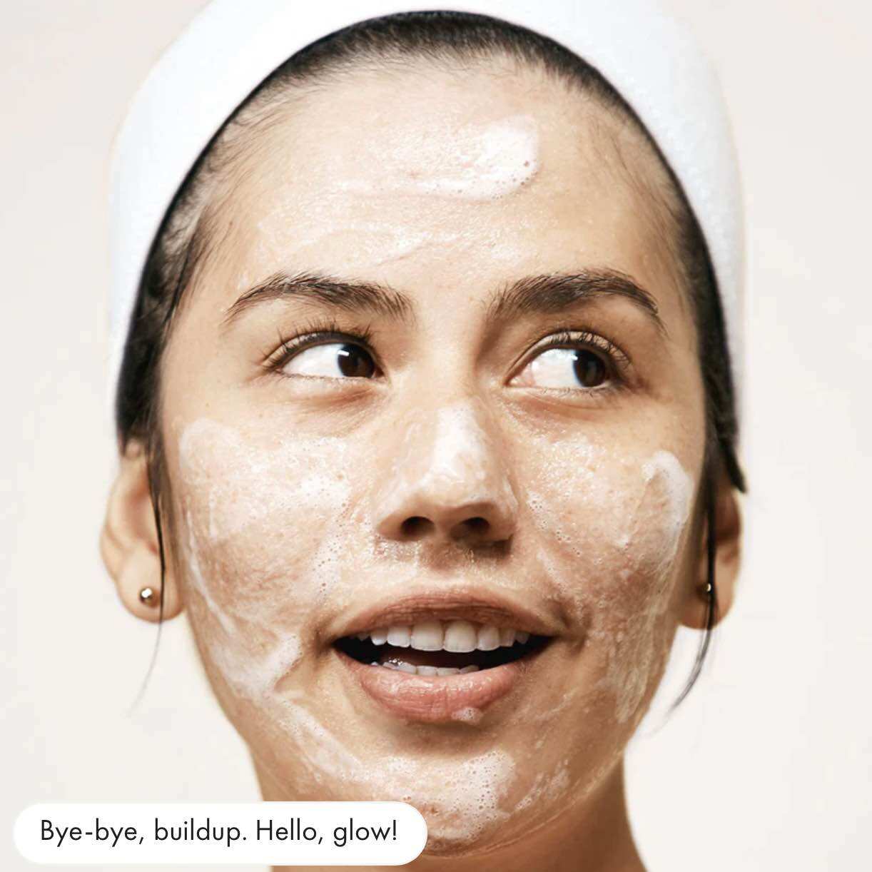Sửa rửa mặt Hero Cosmetics Exfoliating Jelly Cleanser