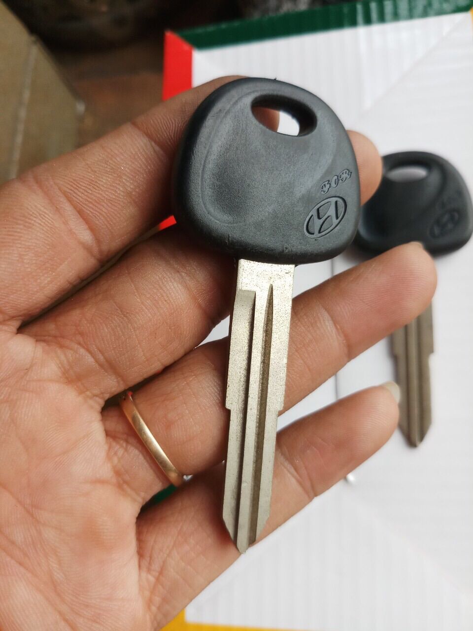 Phôi chìa khoá xe HUYNDAI rảnh phải ( combo 2 chìa )