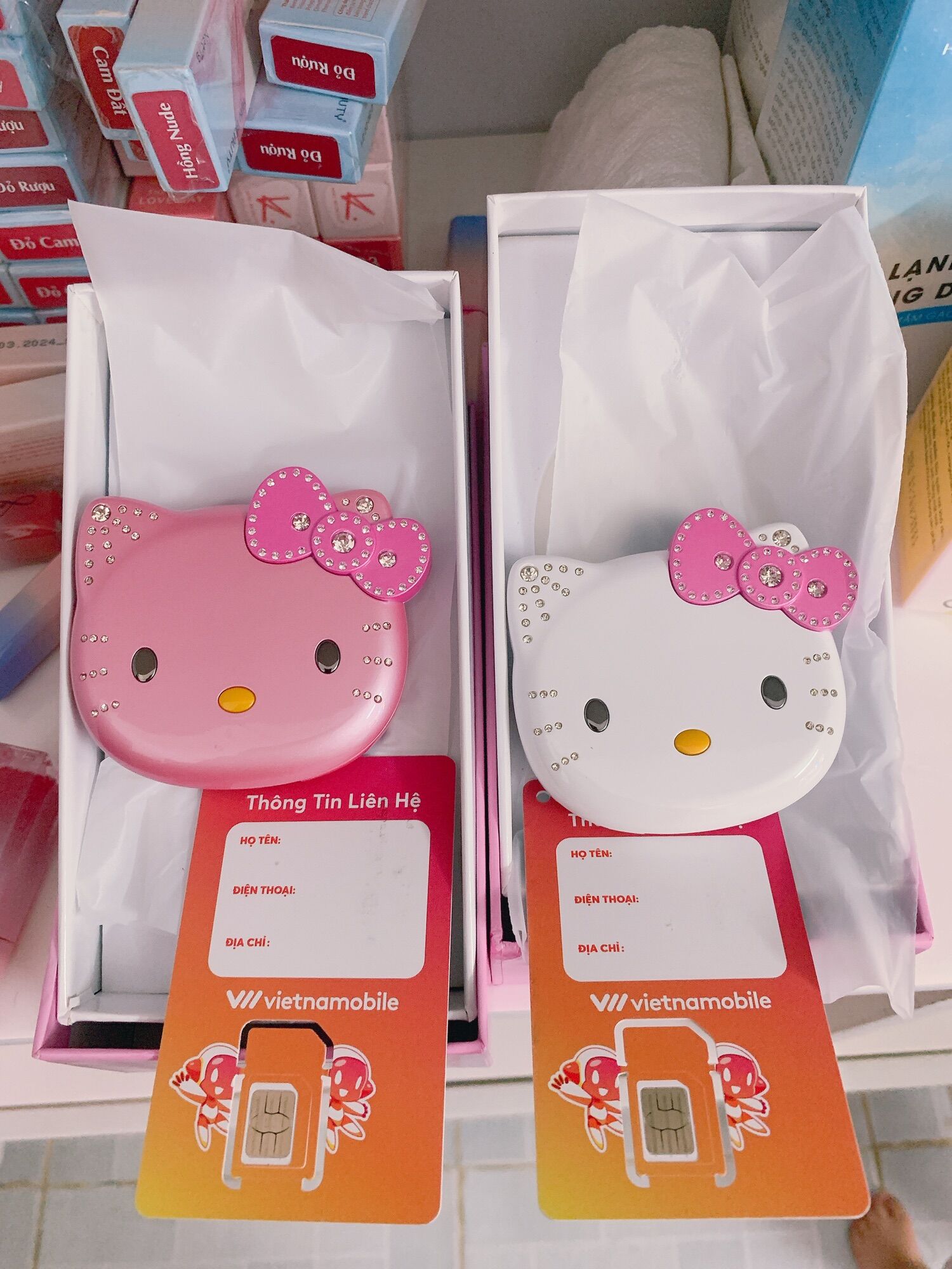 Điện thoại hello kitty mini ( tặng kèm sim)