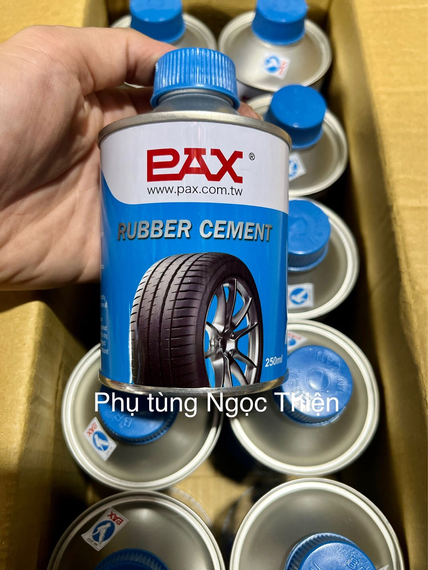 Keo vá săm lốp oto, xe máy cao cấp Đài Loan Pax 250ml