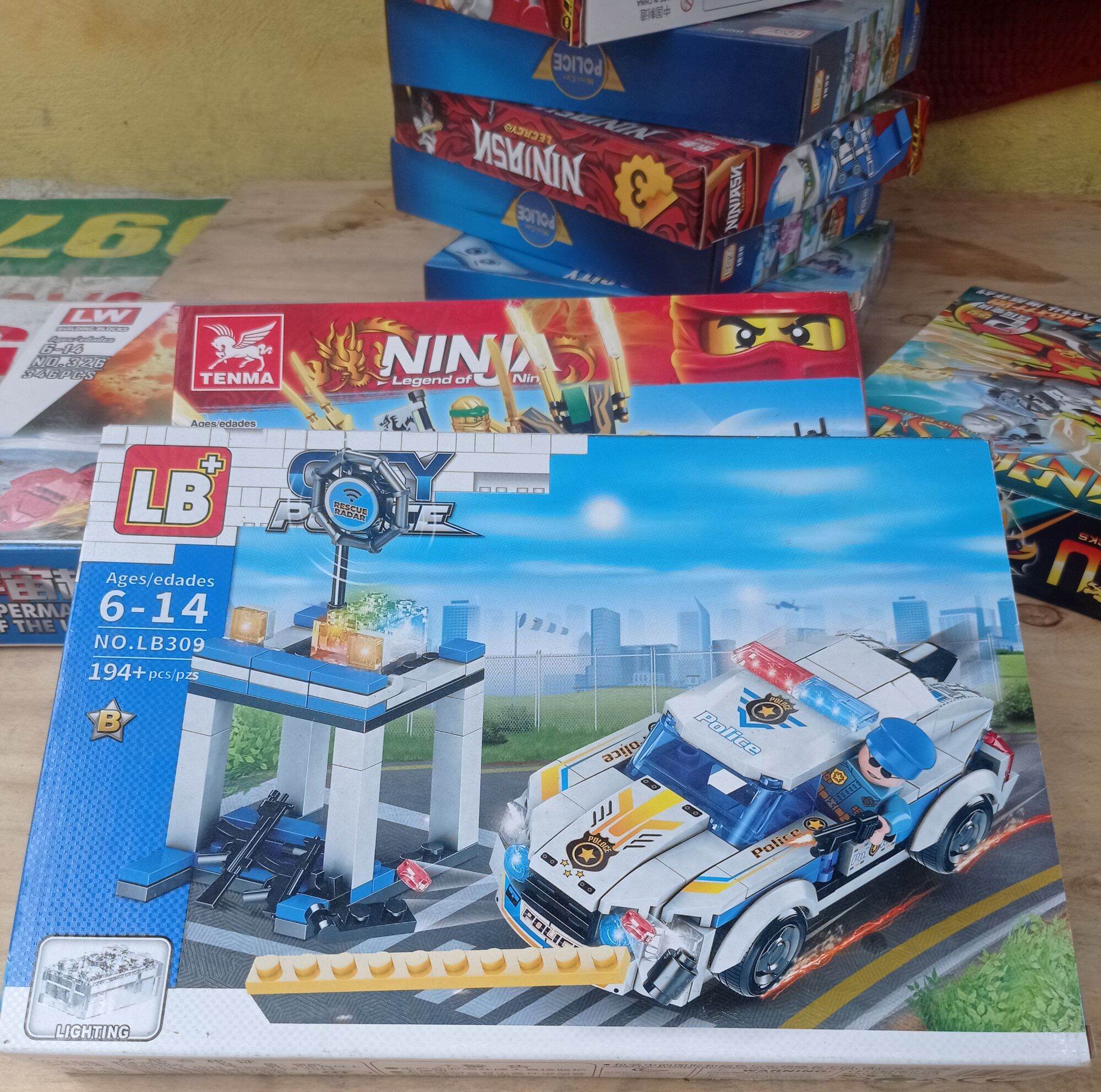 Bộ đồ chơi Lego cảnh sát cho bé