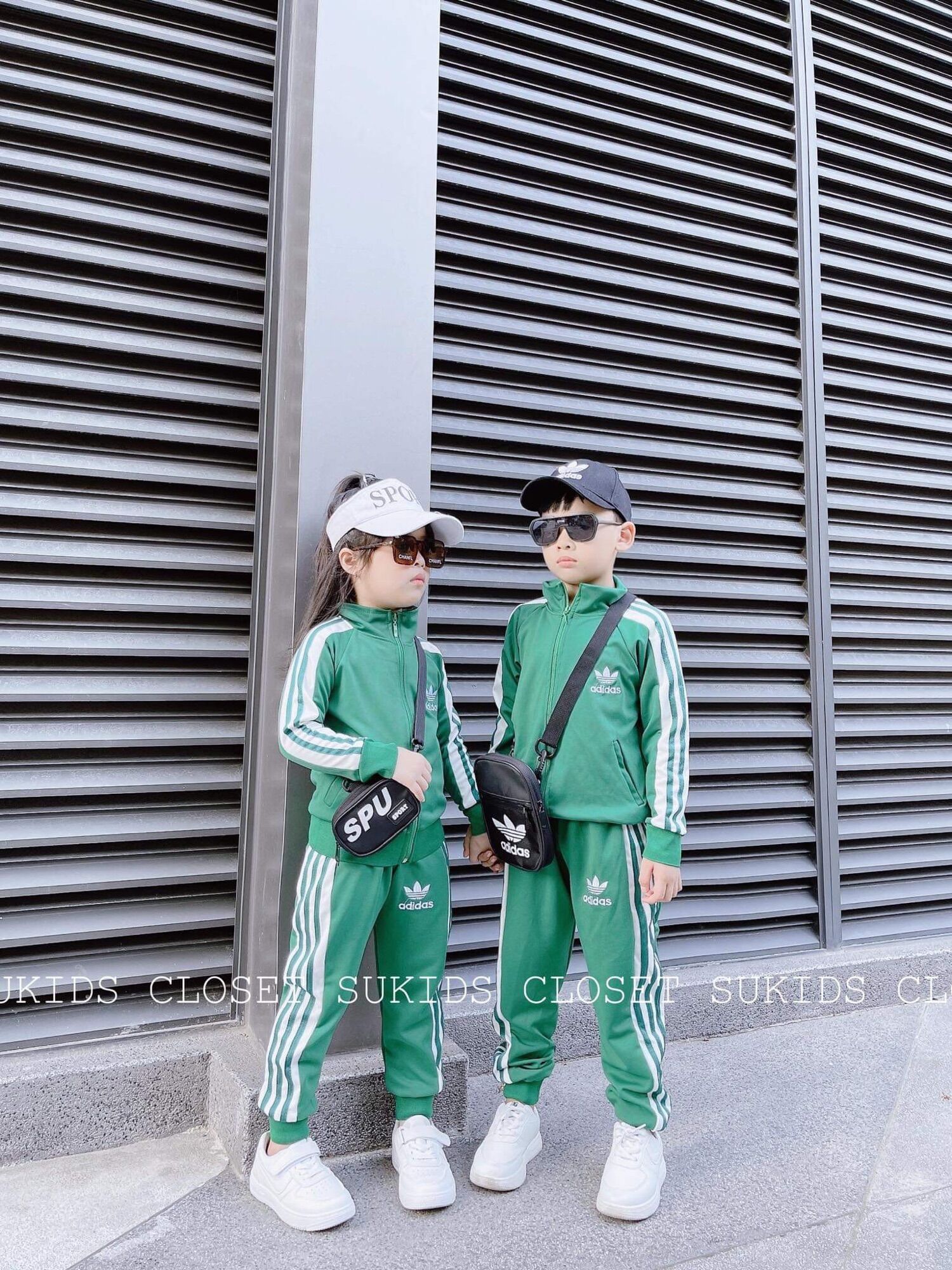Bộ adidas cho bé