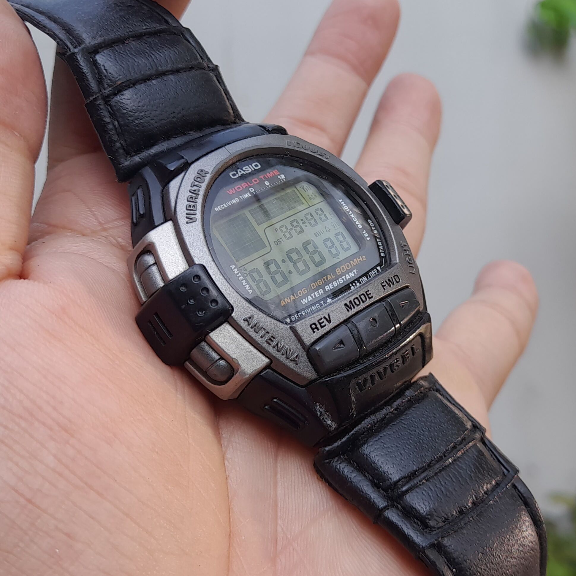 Đồng hồ Nam CASIO VIVCEL VCL-100 độc lạ, hiếm có