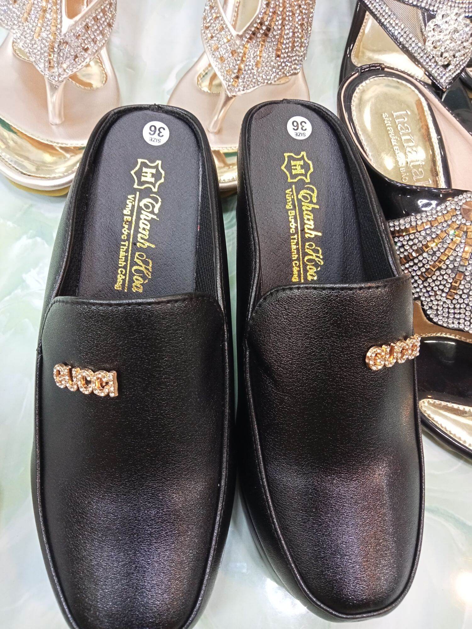 Giày sục đế xuồng 6p rất nhẹ êm chân có size từ 35-39